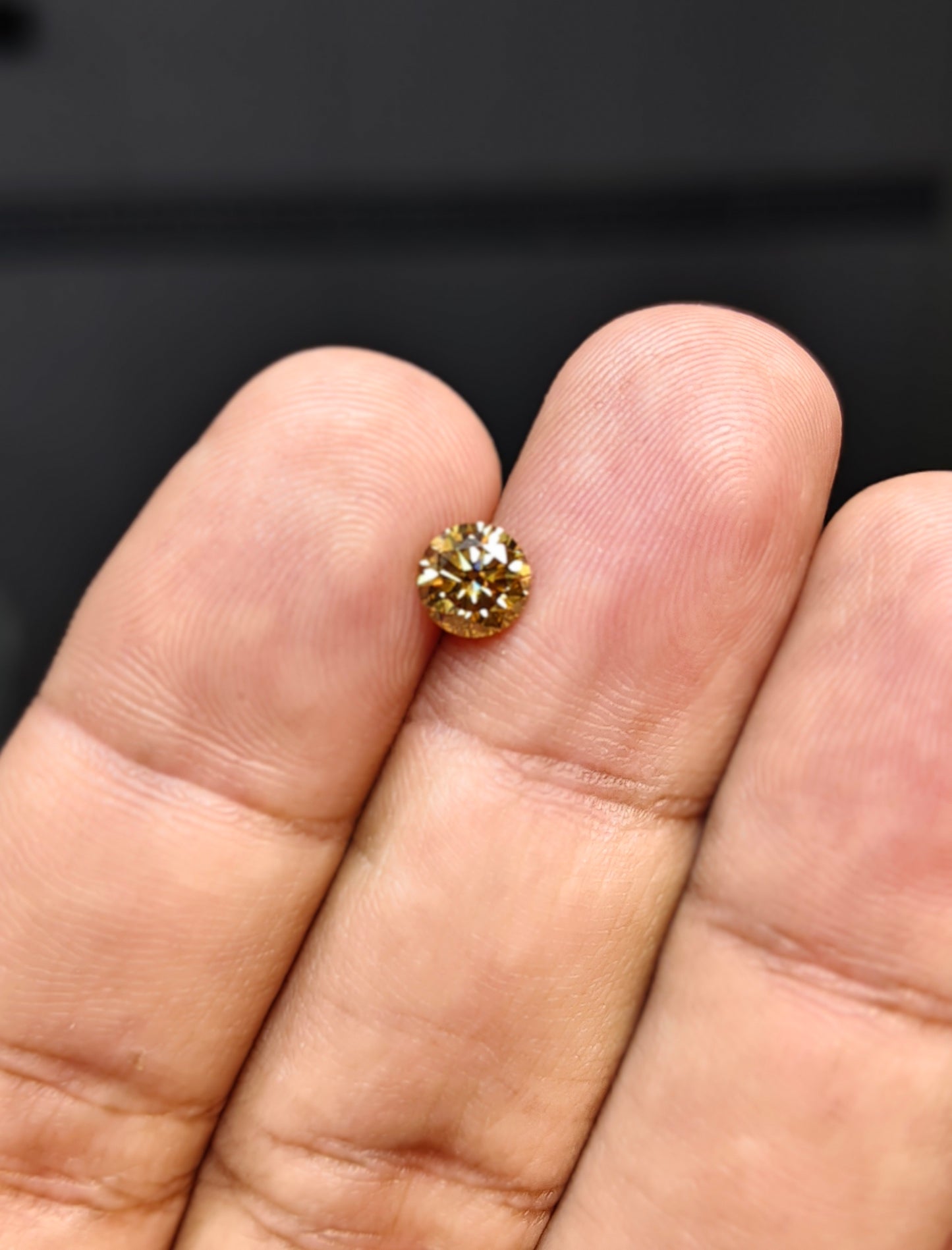 Golden Color Moissanite