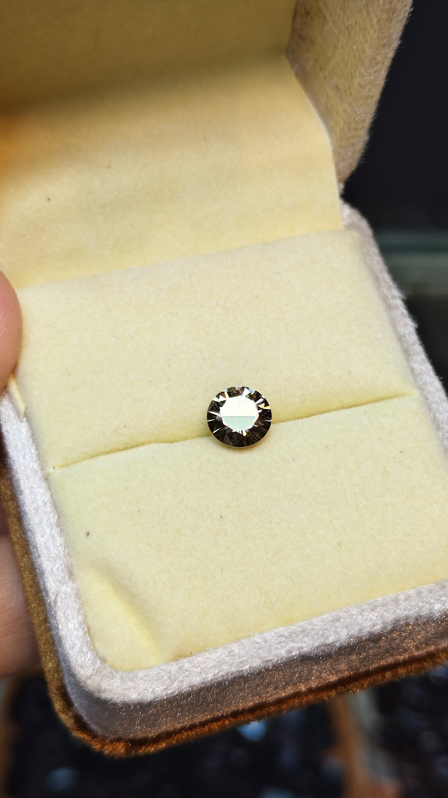 Brown Color Moissanite