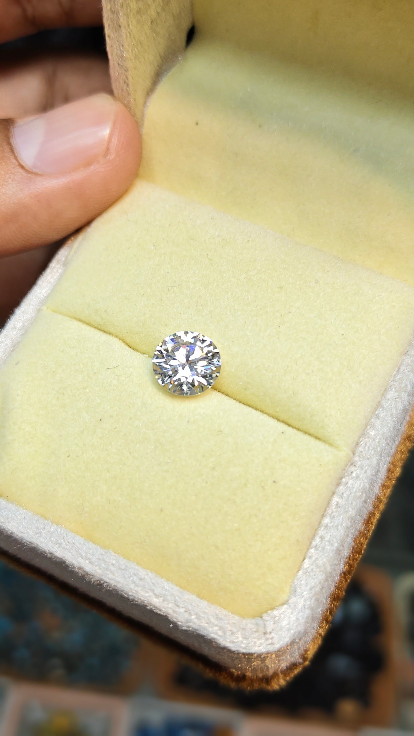 White Color Moissanite