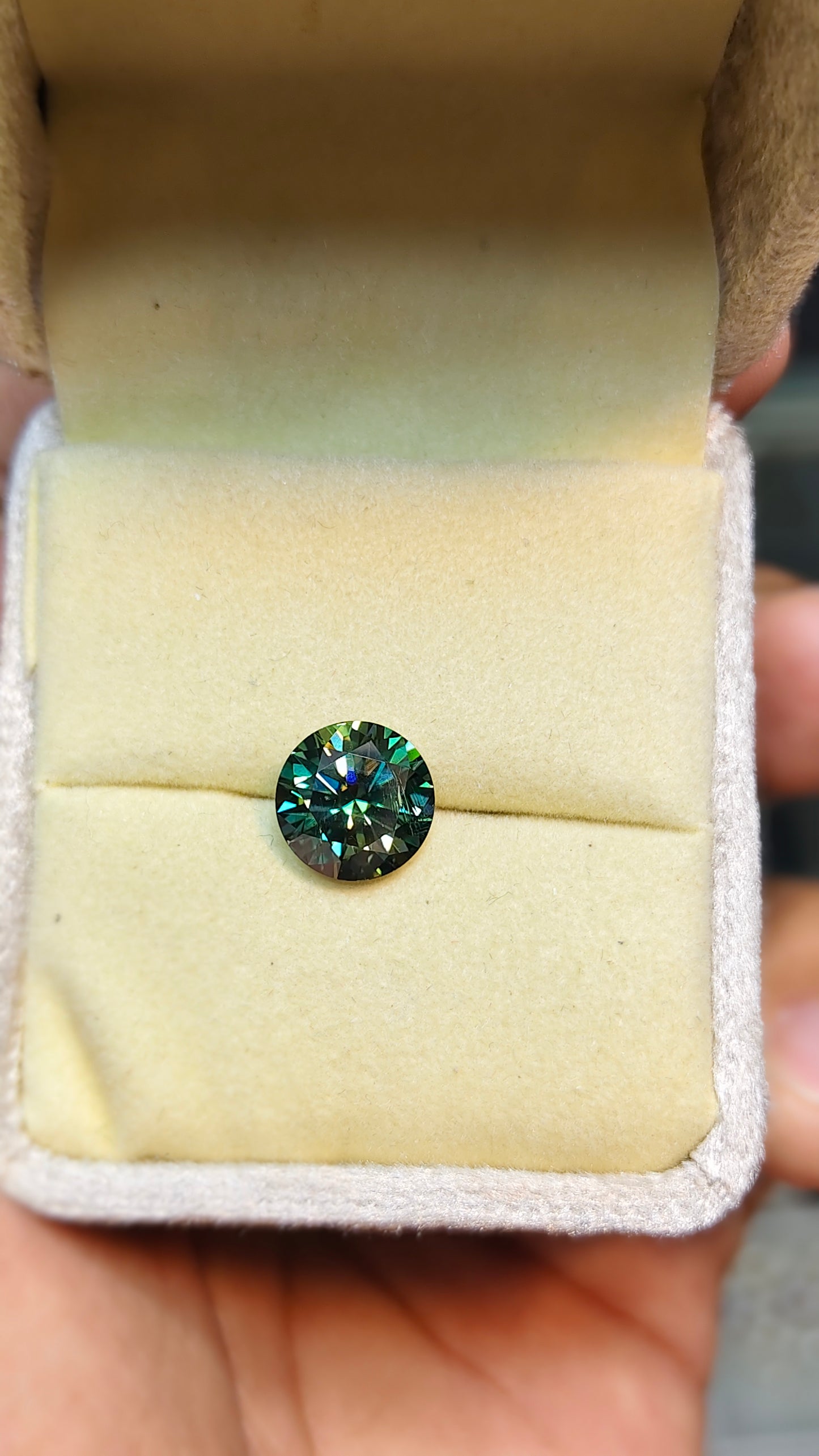 Green Color Moissanite