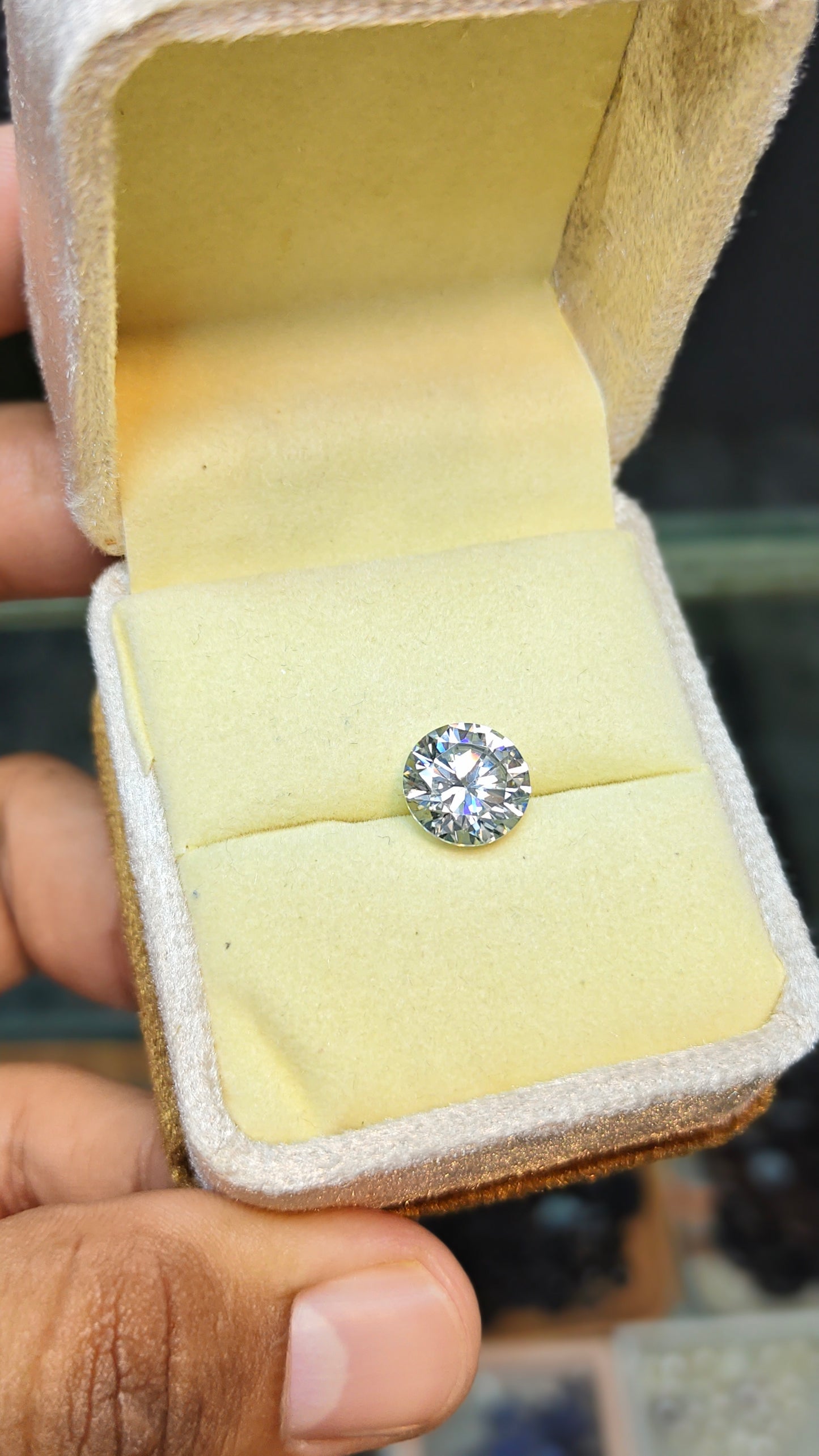 White Moissanite