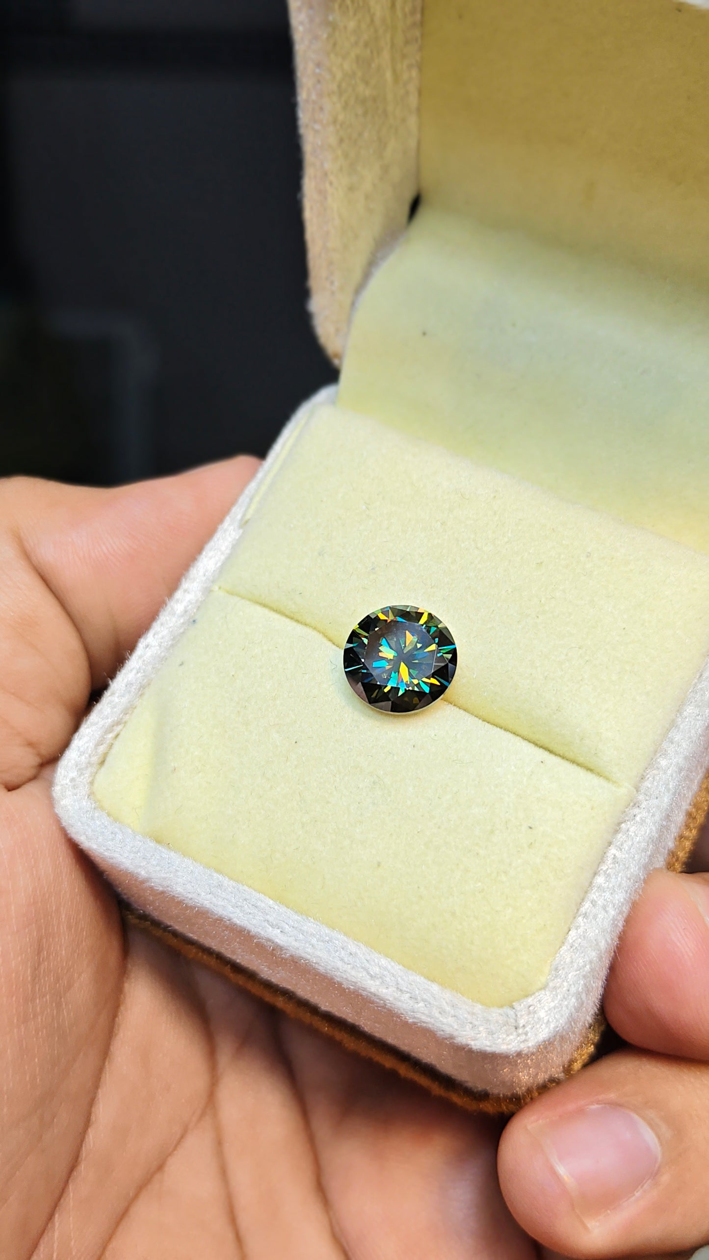Green Moissanite