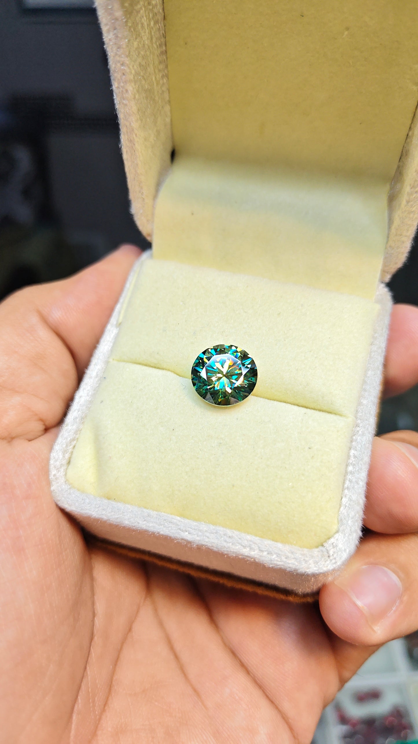 Dark Green Color Moissanite