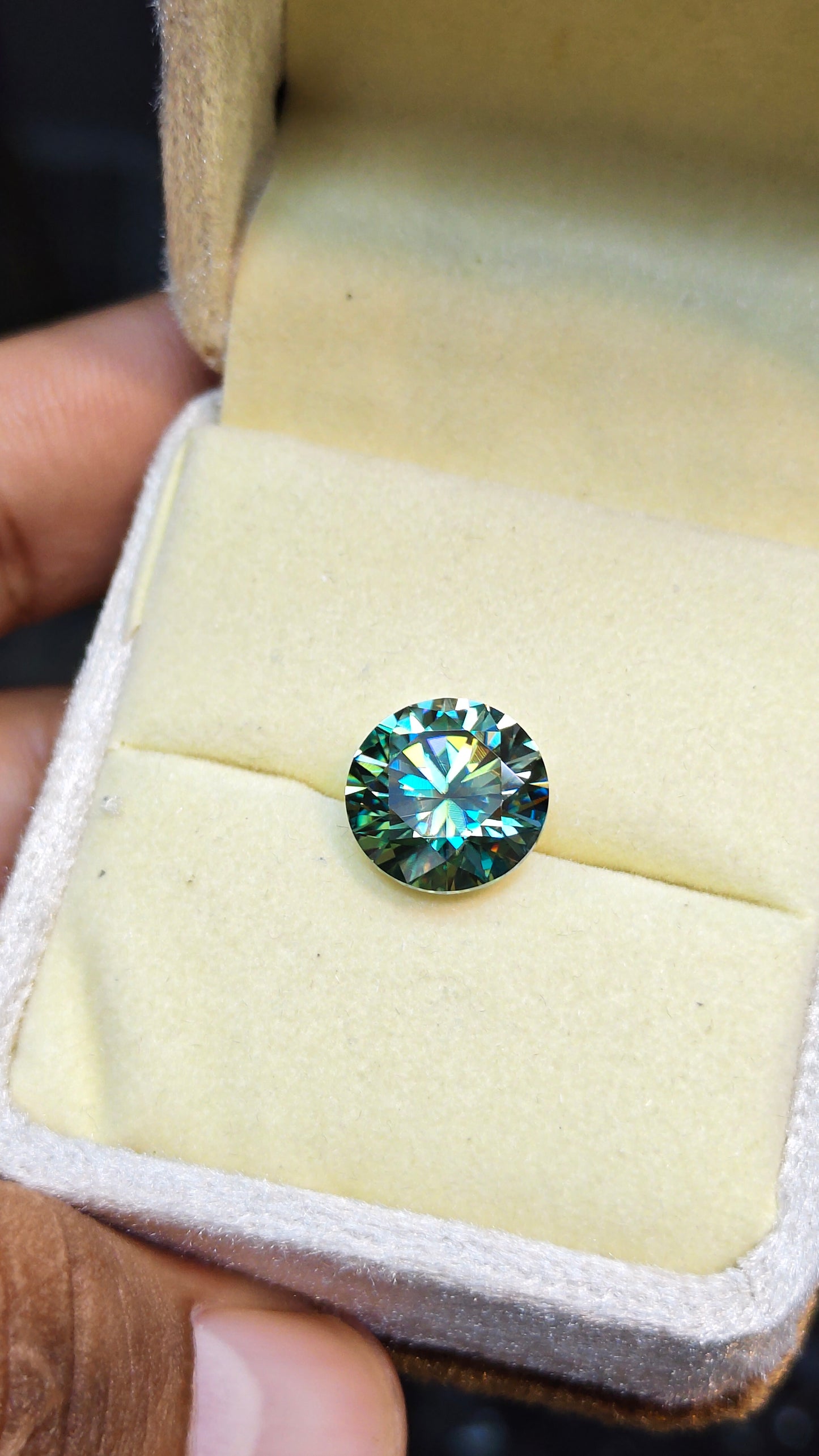 Dark Green Color Moissanite