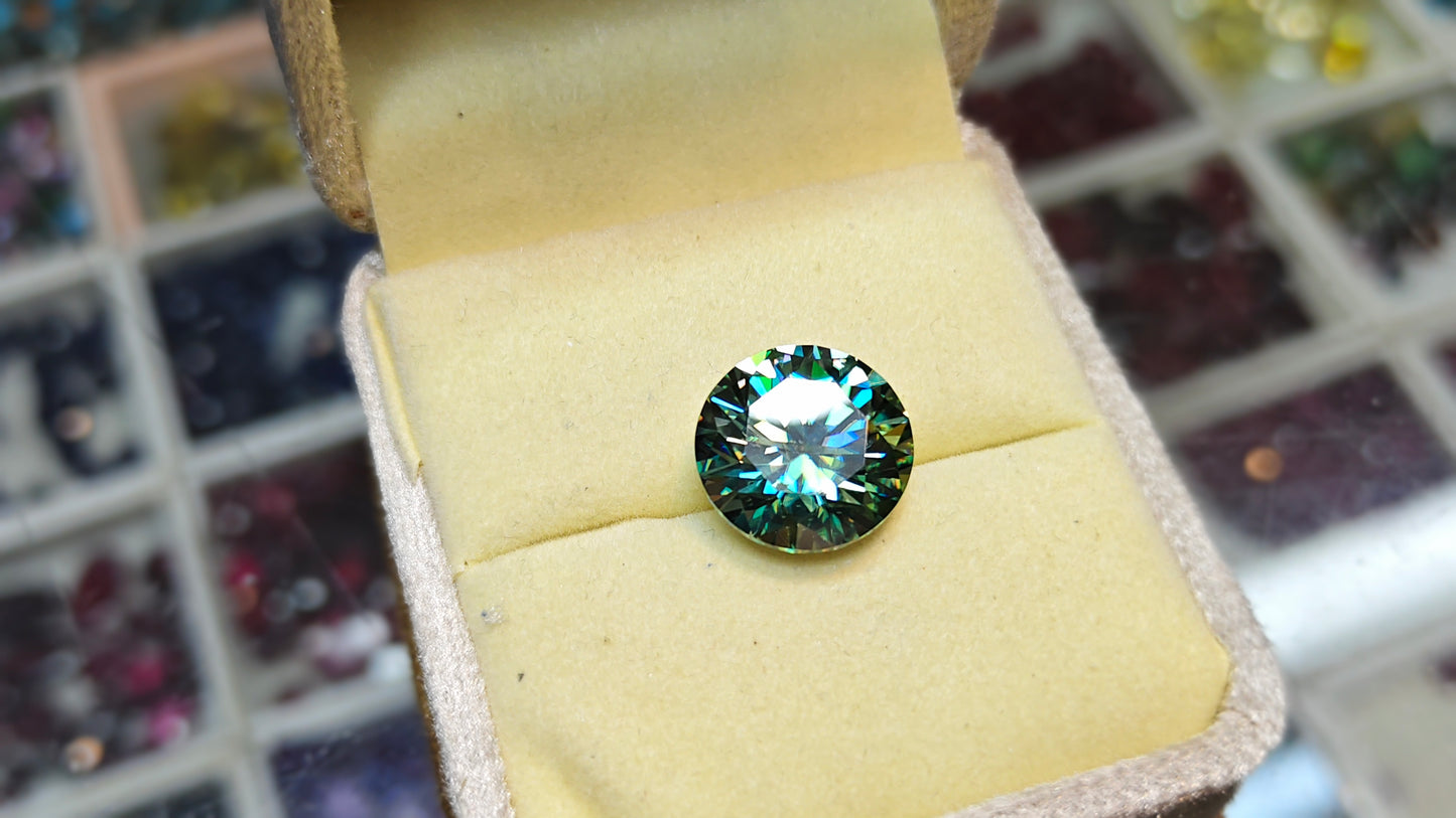 Green Color Moissanite