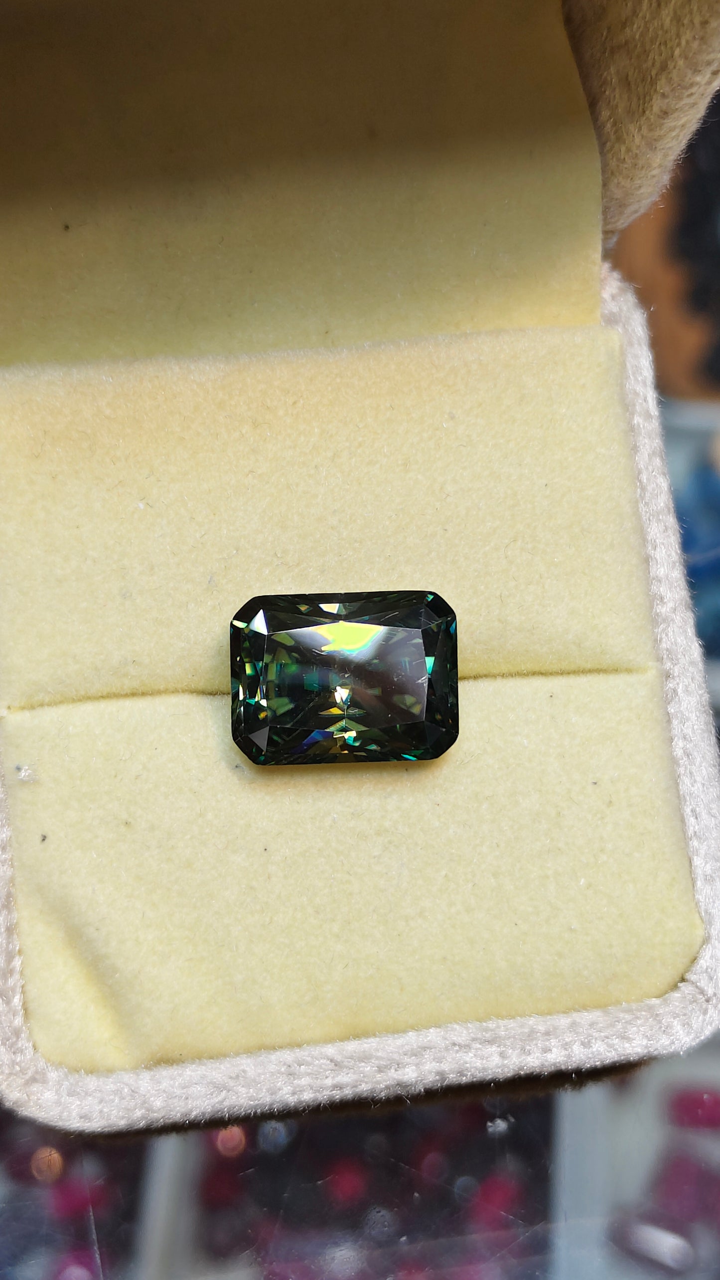 Green Moissanite