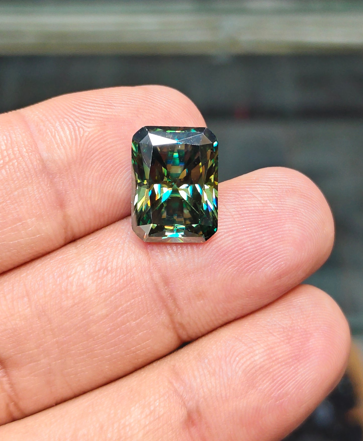 Green Moissanite