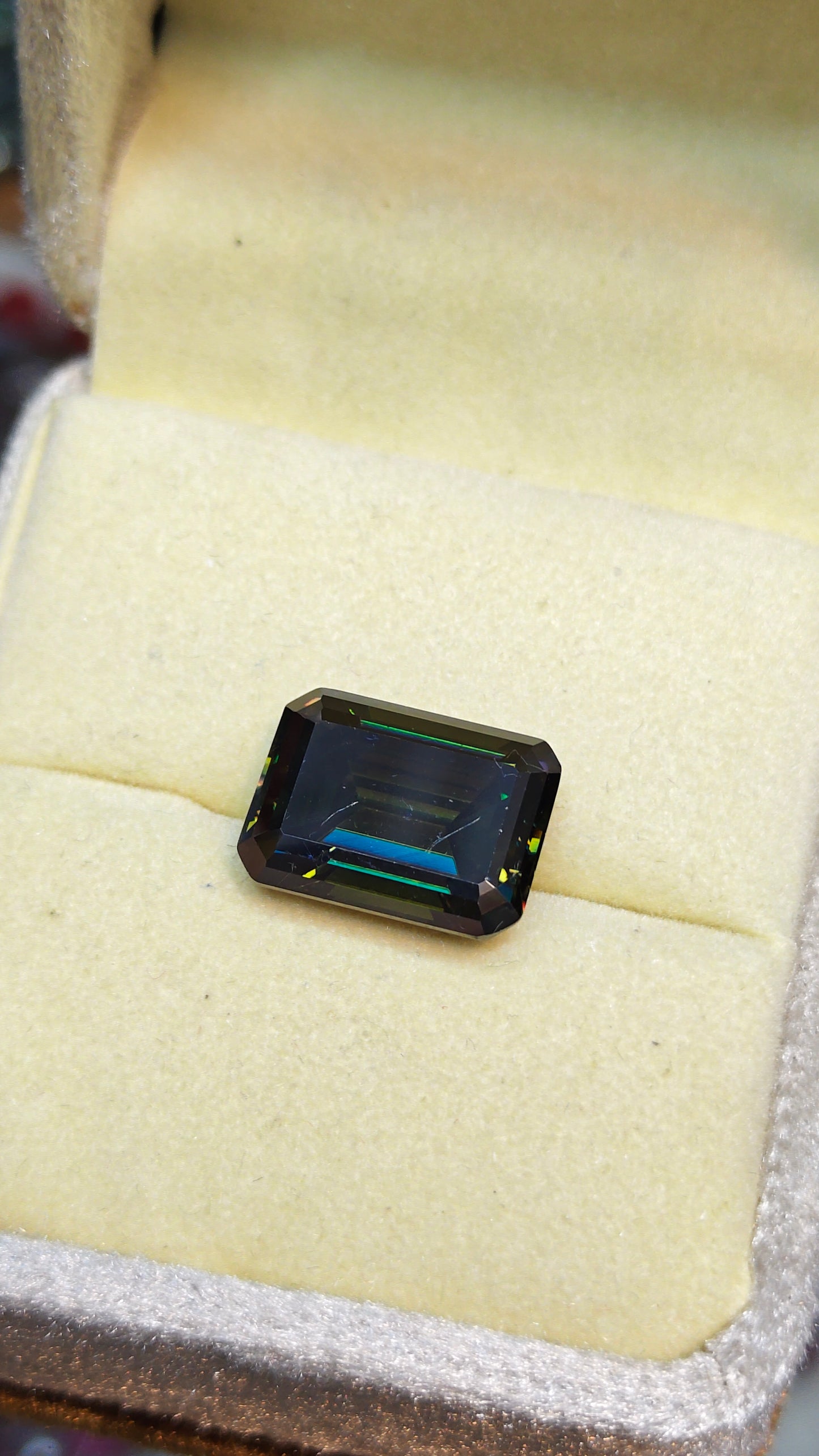 Green Color Moissanite