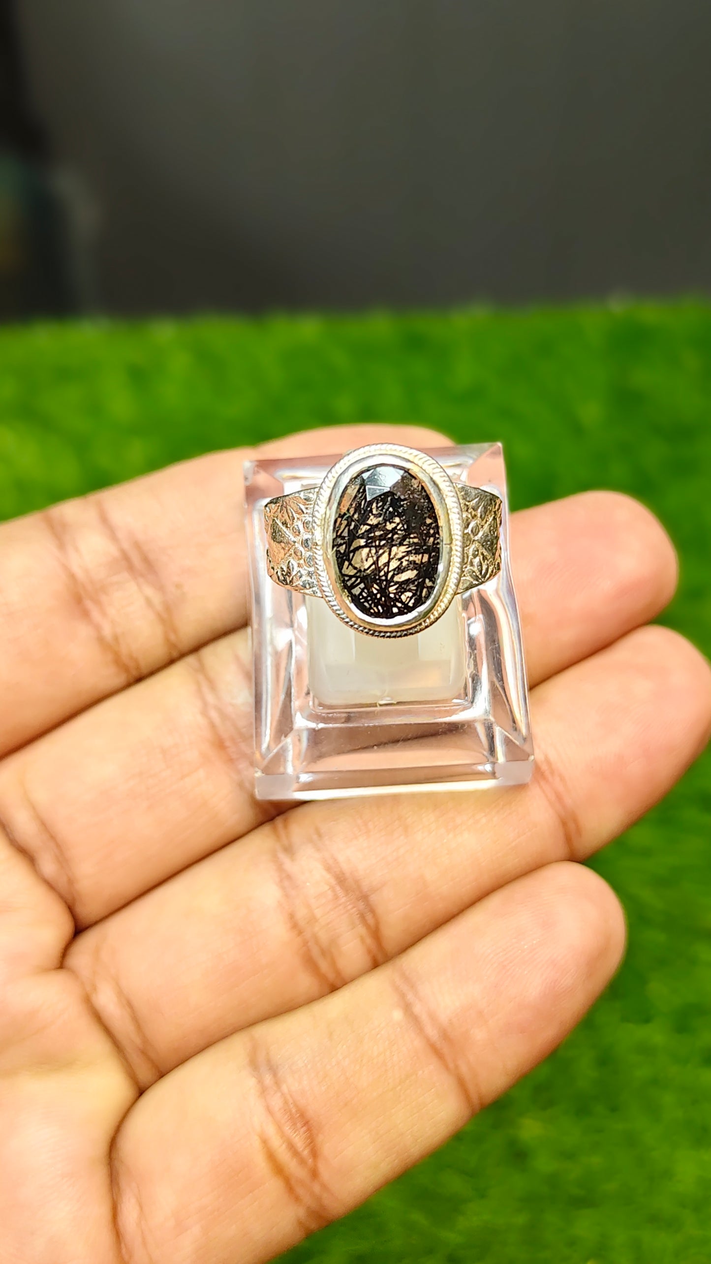 Moh e Najaf Ring