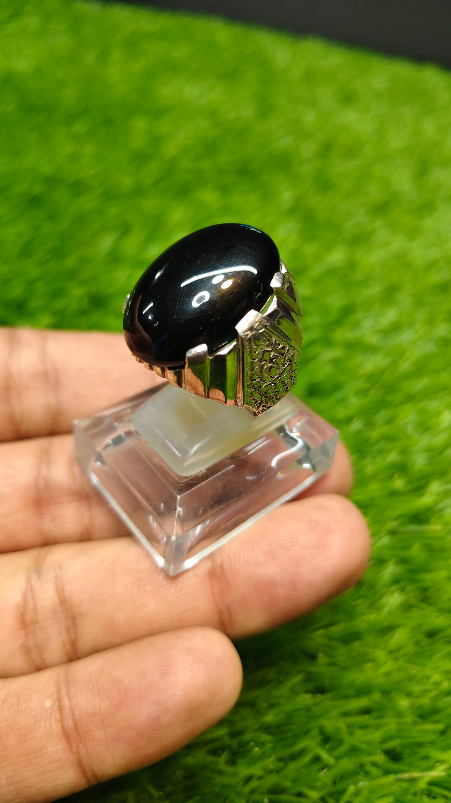 Premium Quality Black Aqeeq Ring