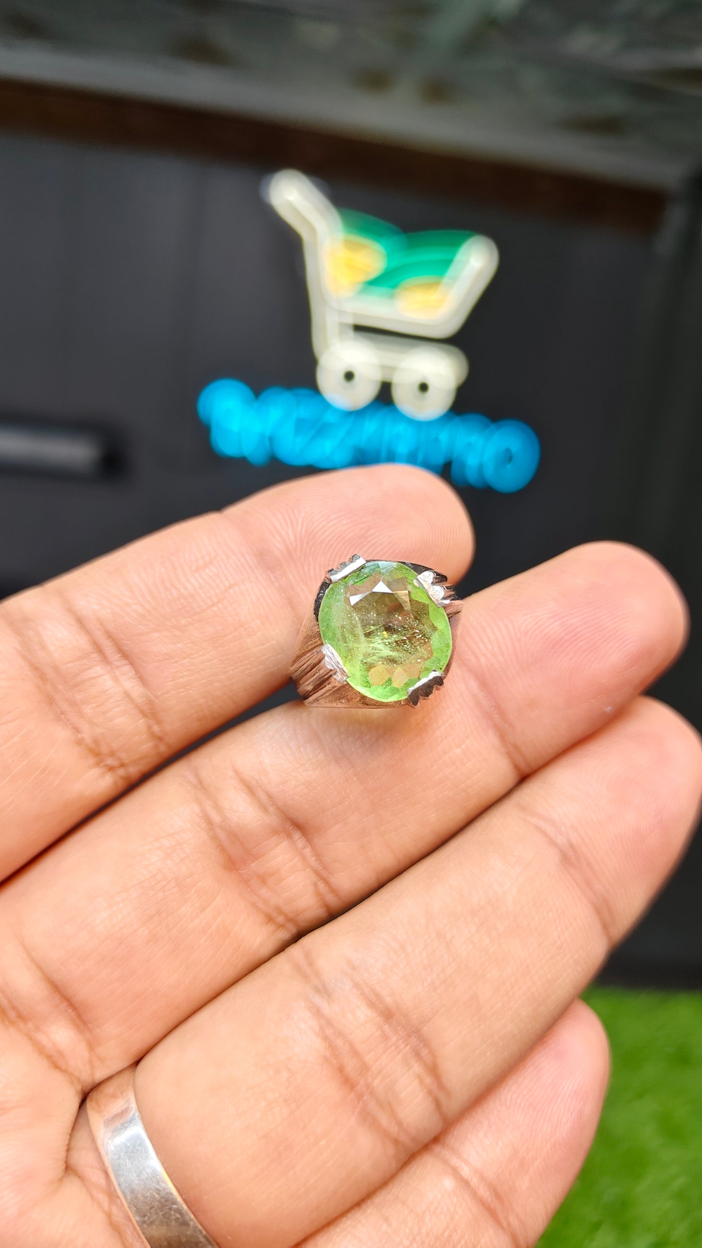 Premium Quality Peridot Ring