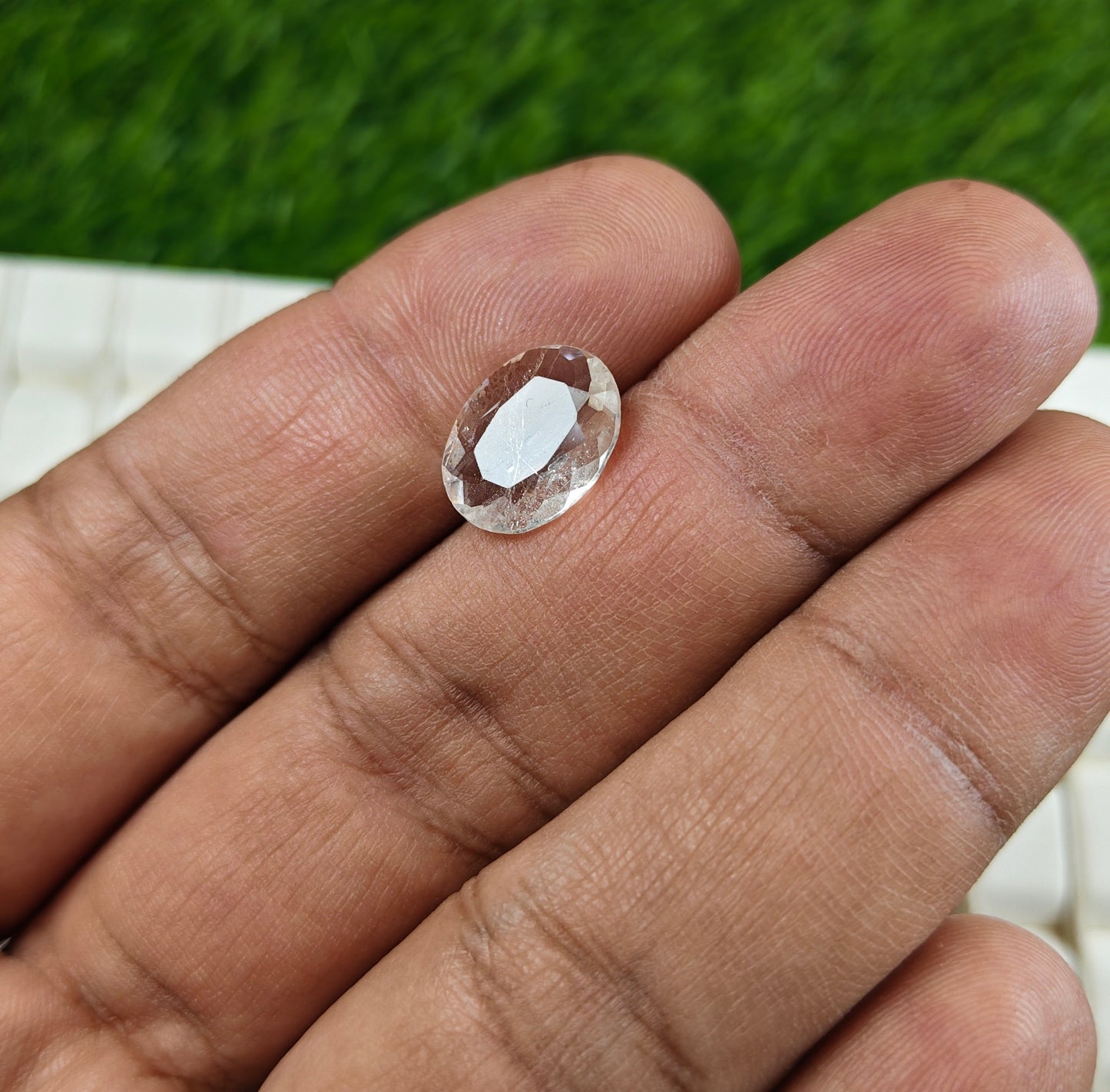 White Pukhraj With Lab Certificate