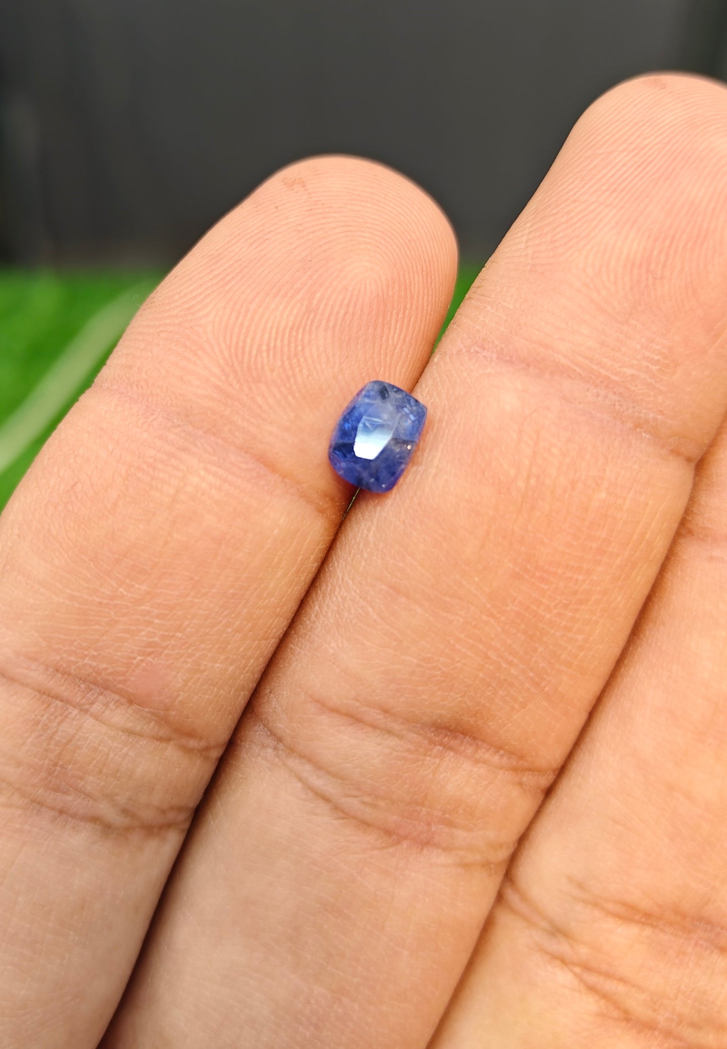 Ceylon Neelam With Lab Certificate