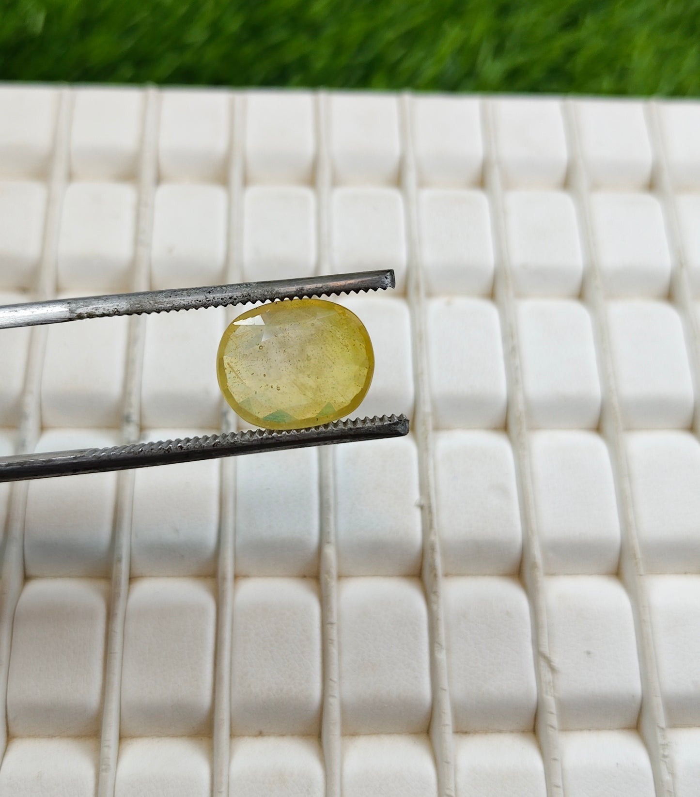 Premium Quality Pukhraj With Lab Certificate