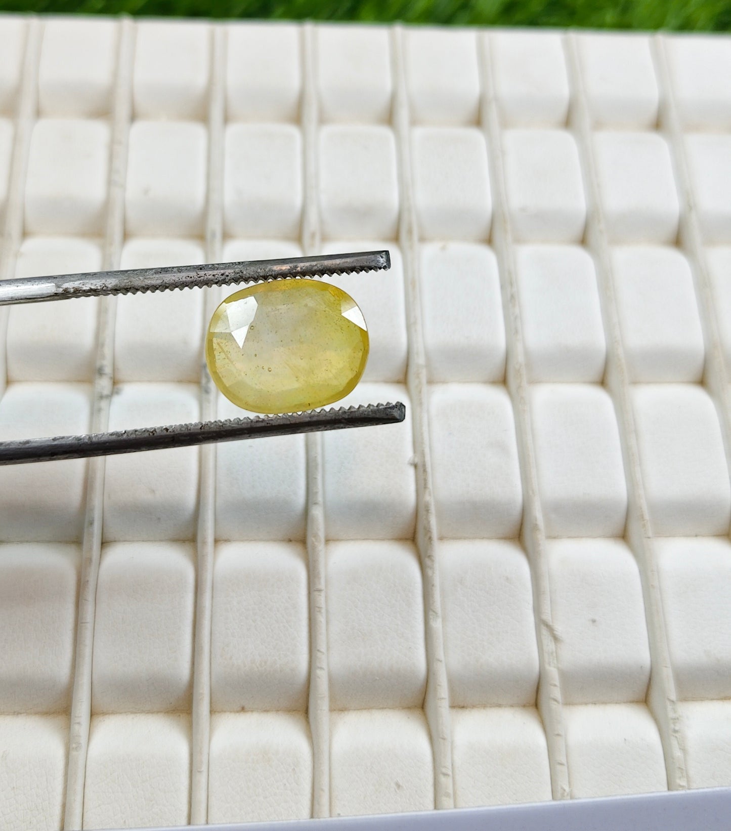 Premium Quality Pukhraj With Lab Certificate