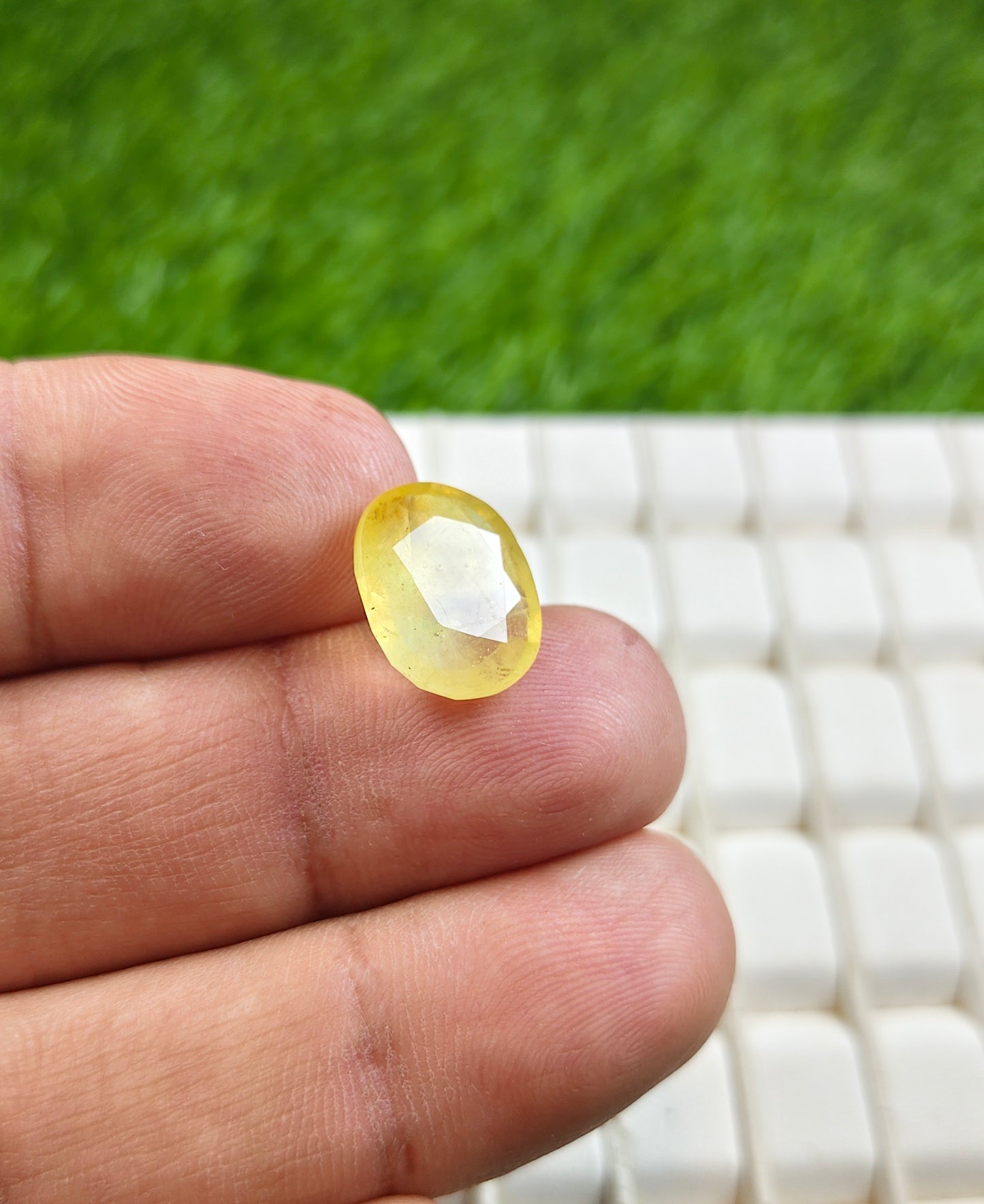 Premium Quality Pukhraj With Lab Certificate