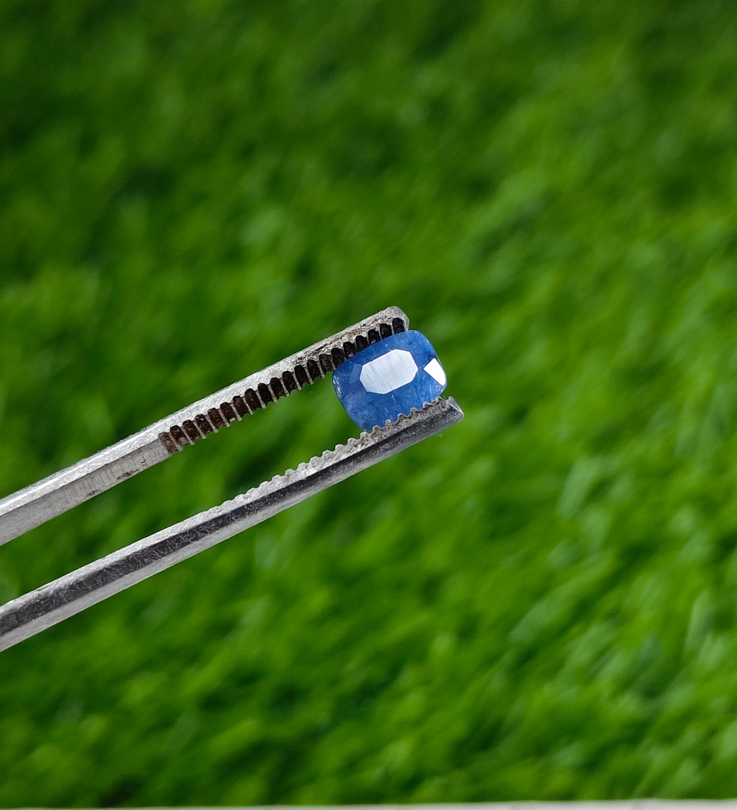 Ceylon Neelam With Lab Certificate