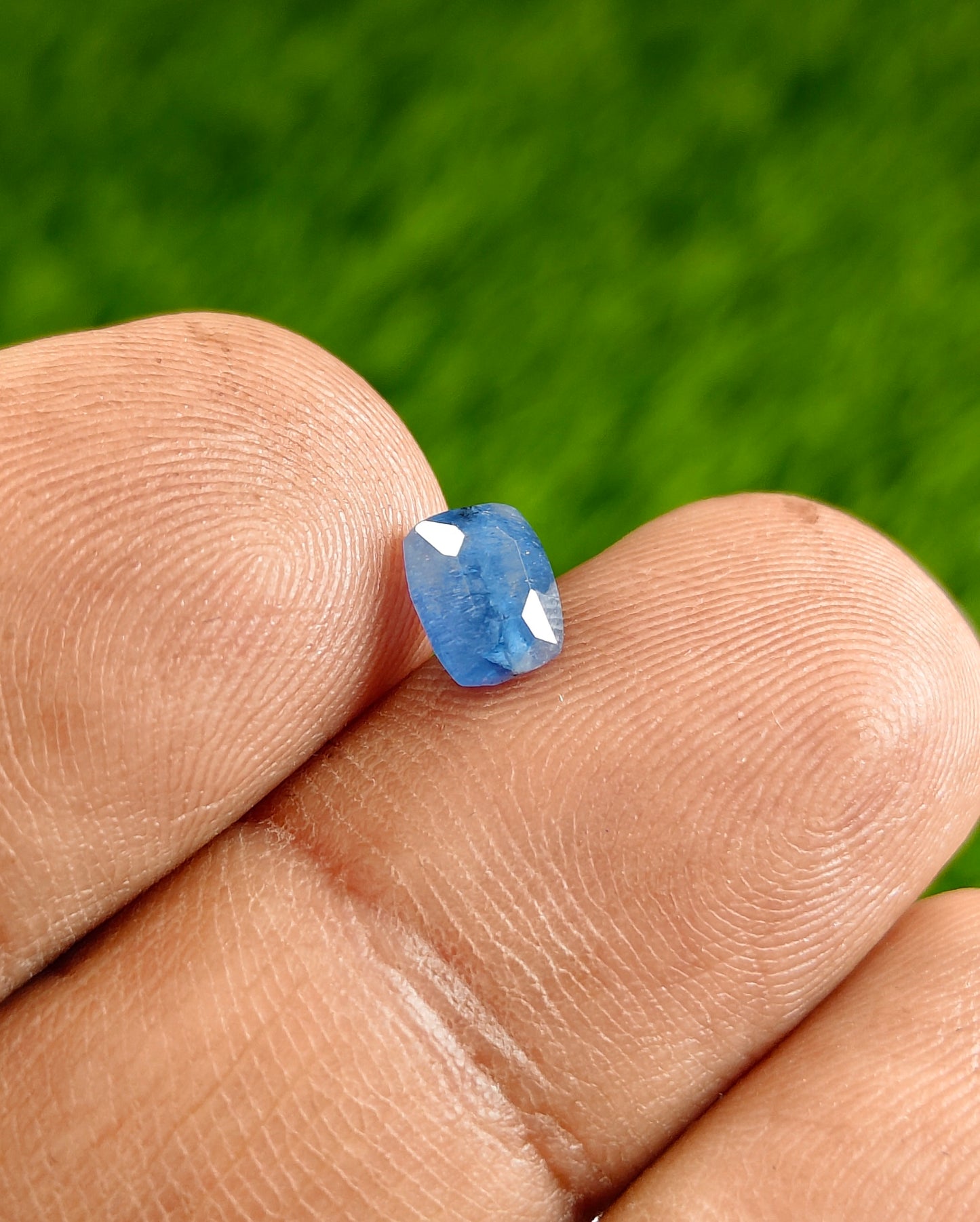 Ceylon Neelam With Lab Certificate