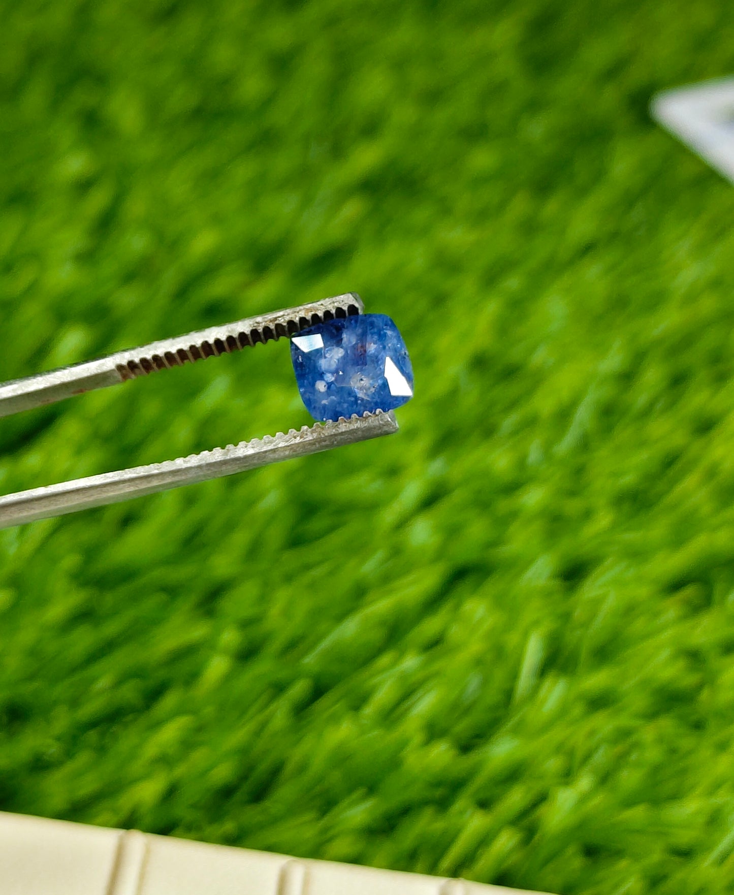 Ceylon Neelam With Lab Certificate