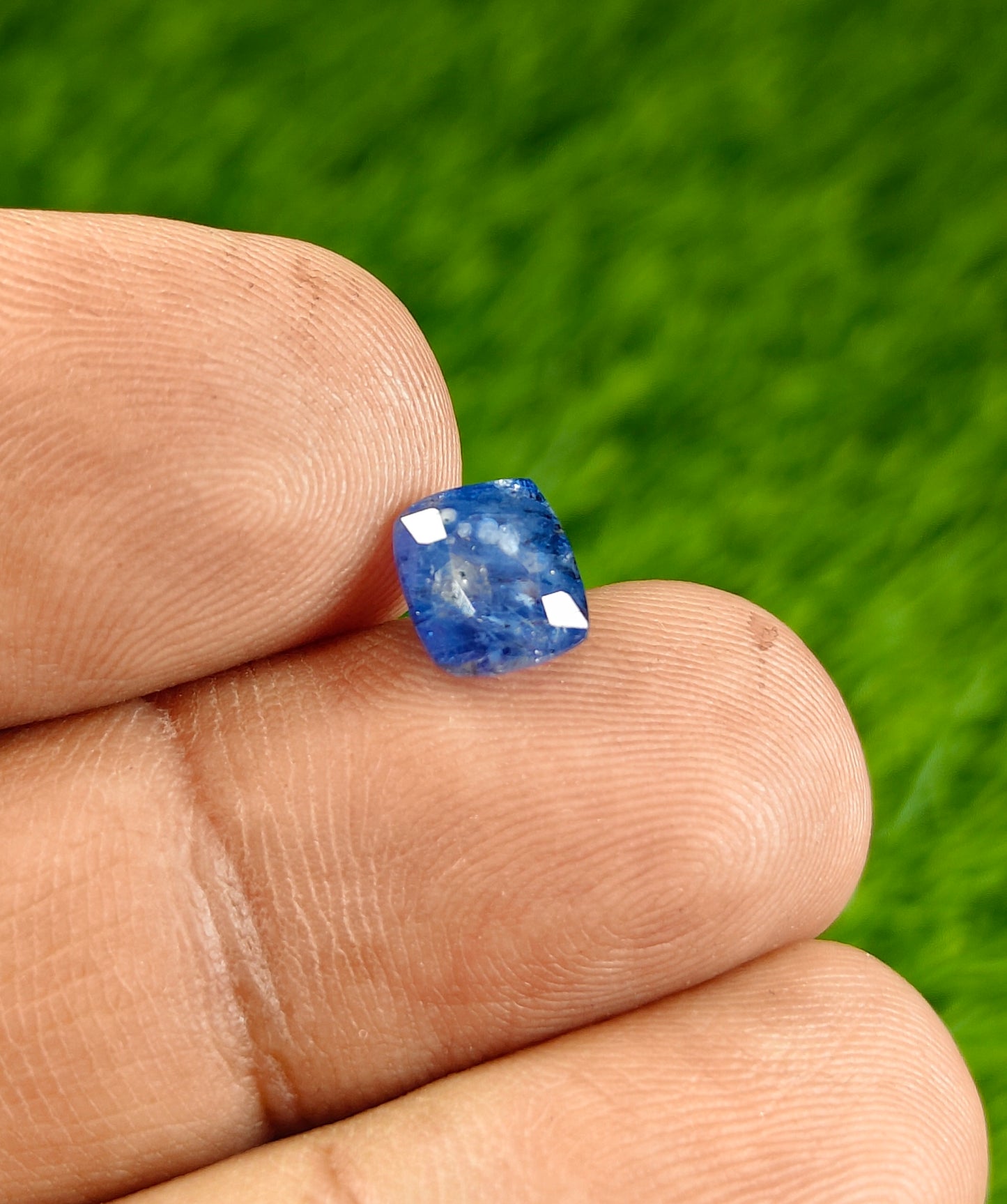 Ceylon Neelam With Lab Certificate