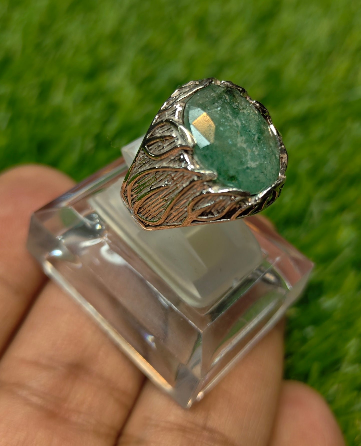 Premium Quality Zamurd Ring