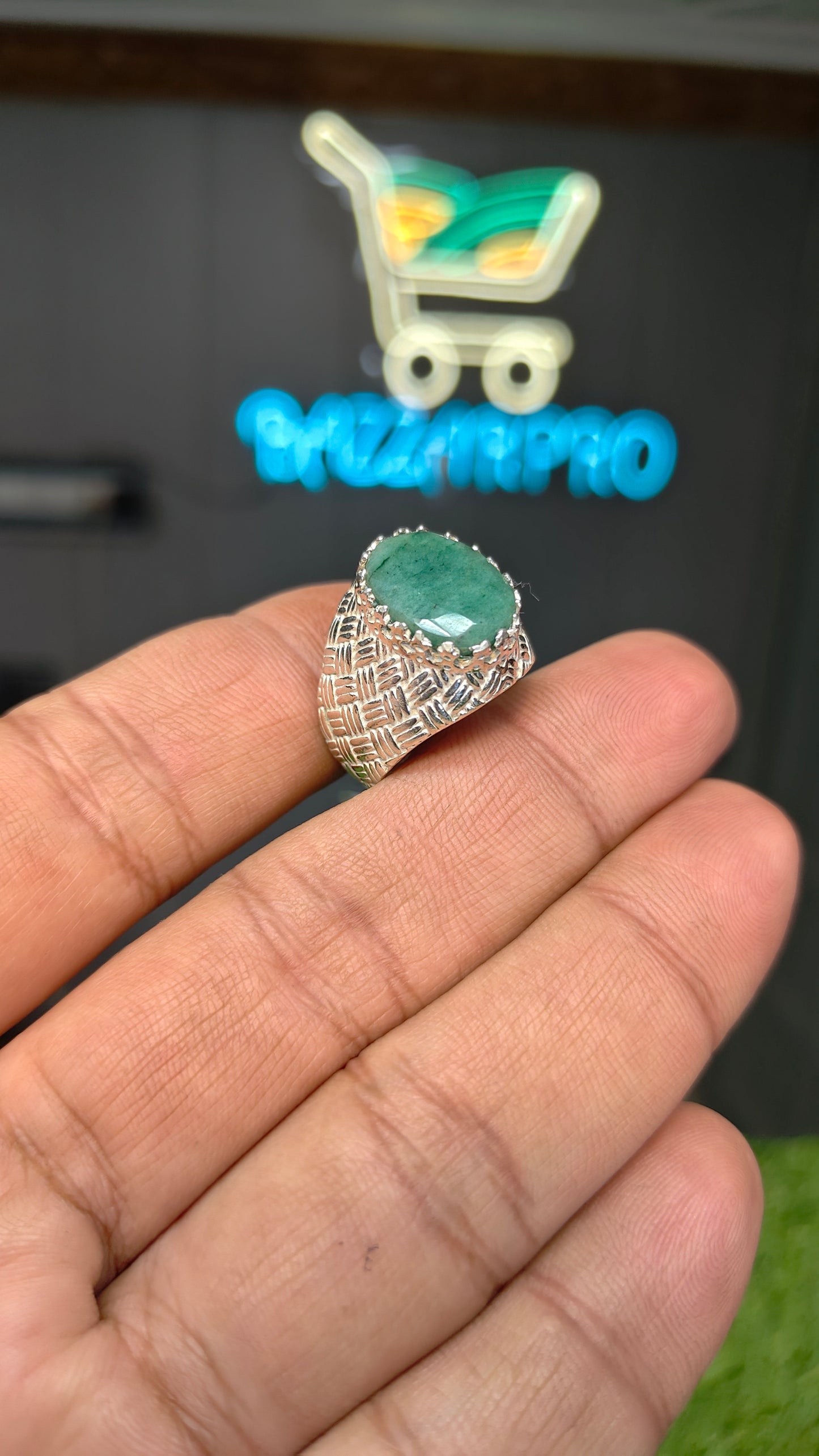 Premium Quality Zambia Zamurd Ring