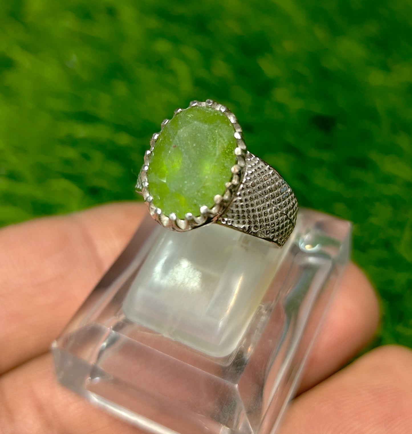 Premium Quality Peridot Ring