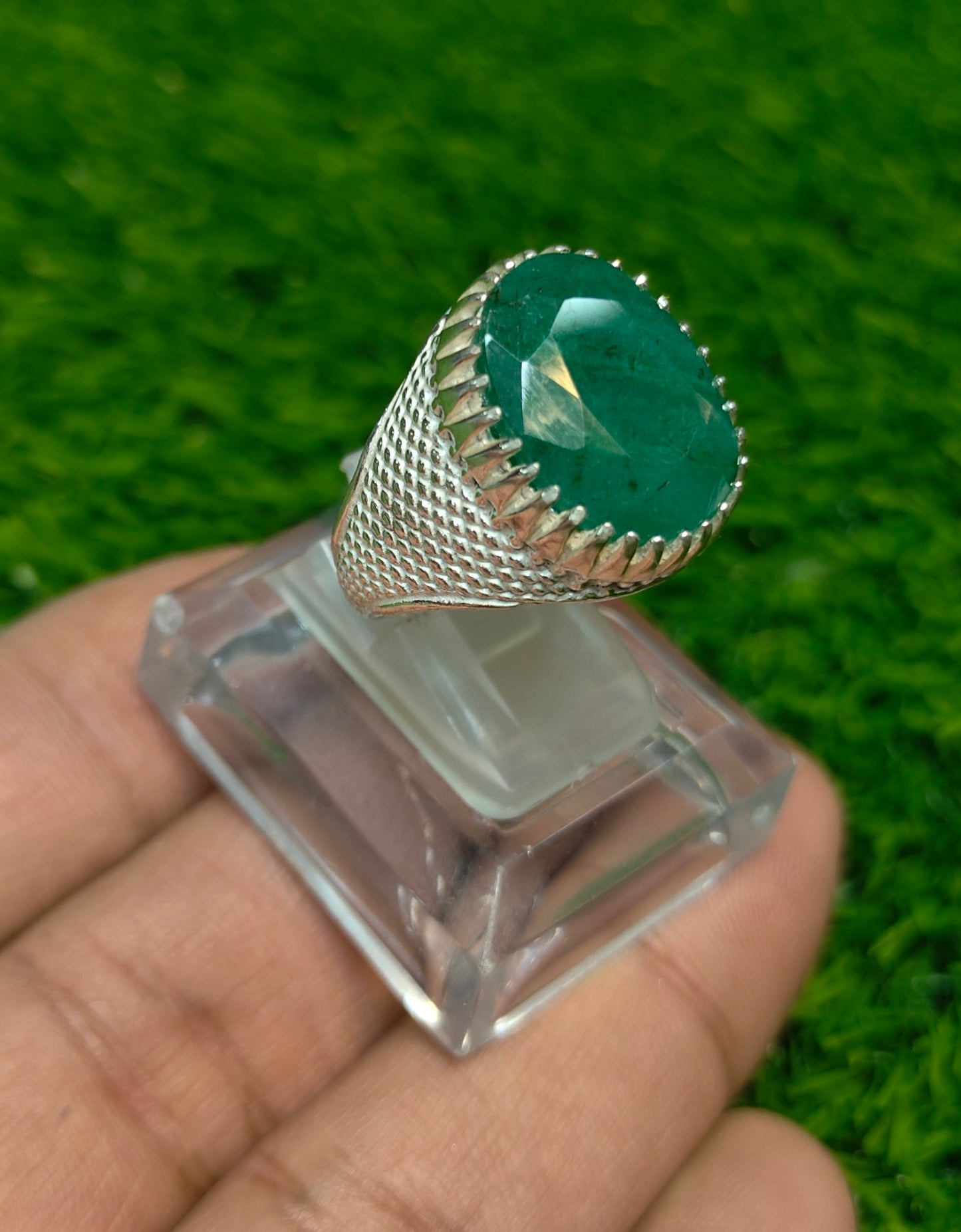 Premium Quality  Zamurd Ring