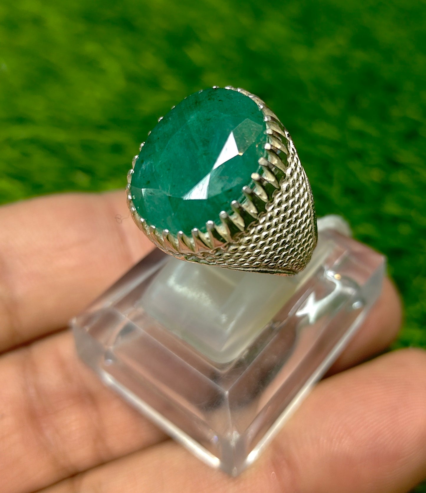 Premium Quality  Zamurd Ring