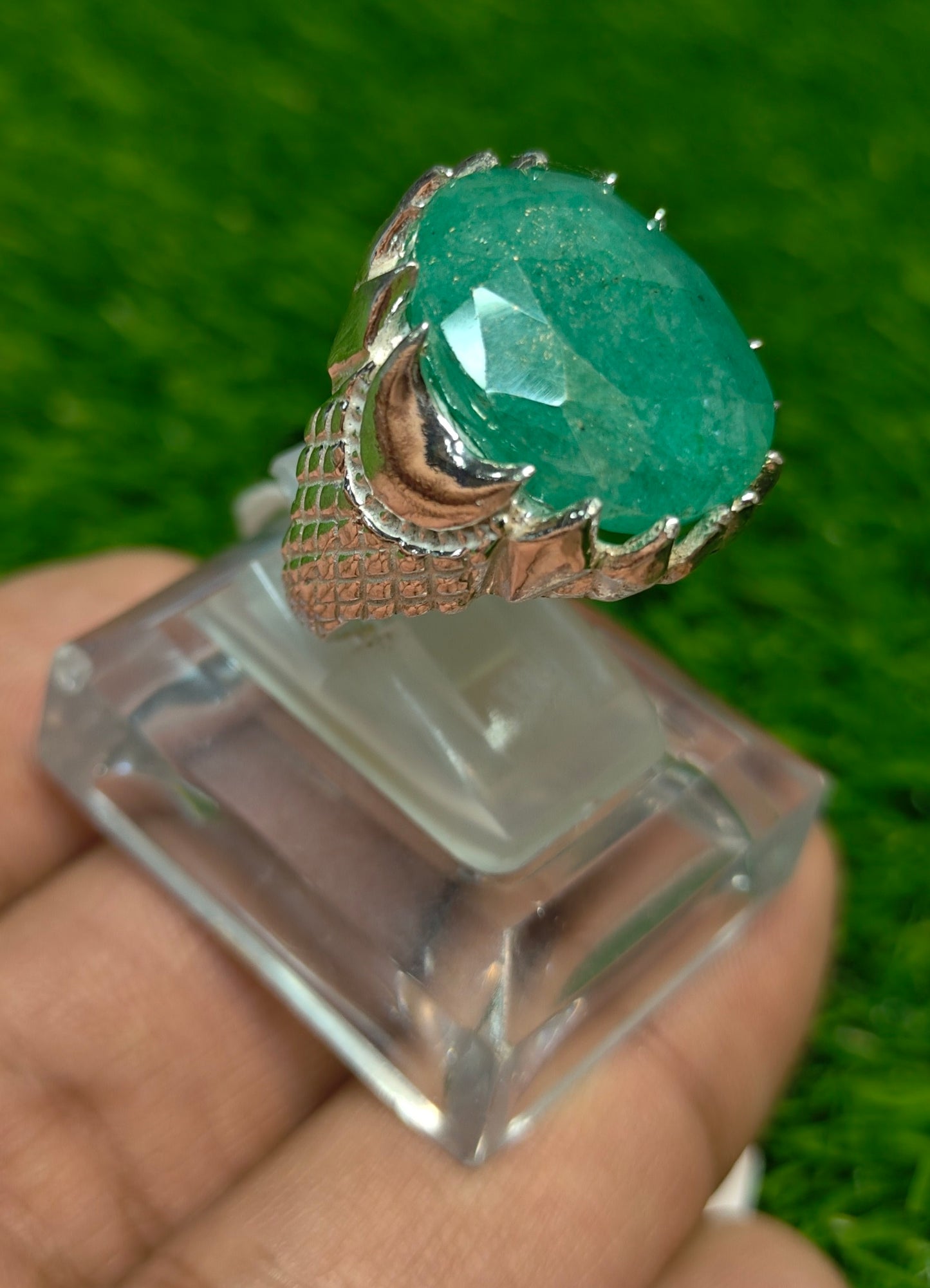 Premium Quality  Zamurd Ring