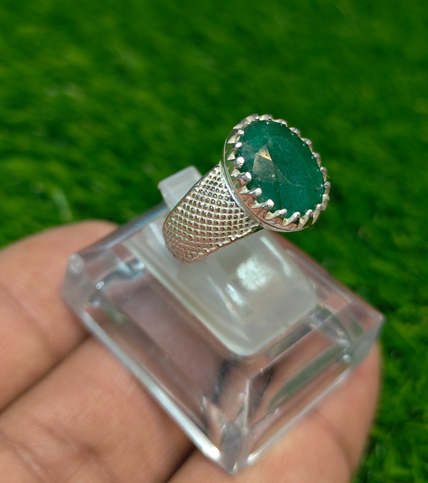 Premium Quality  Zamurd Ring