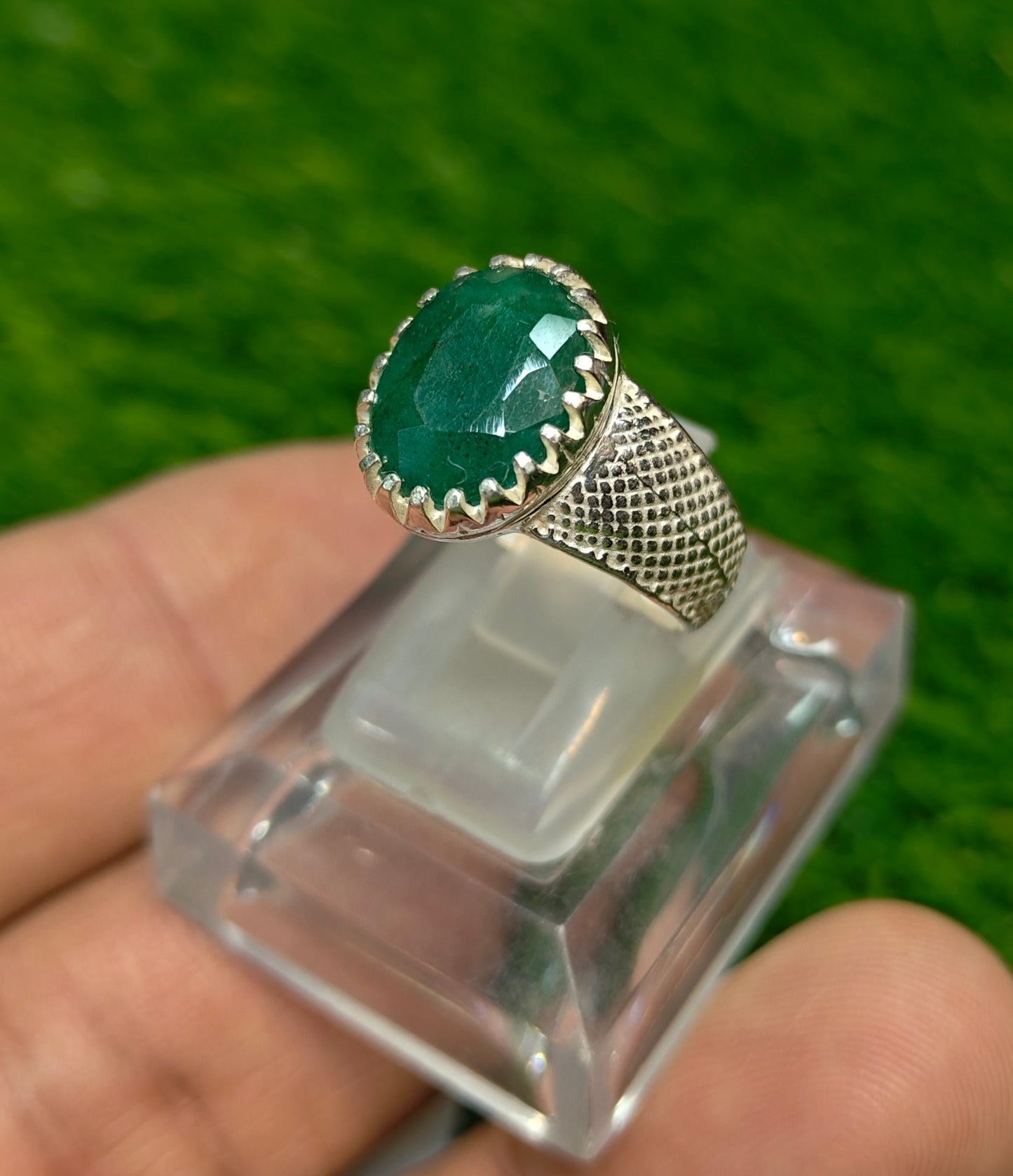 Premium Quality  Zamurd Ring