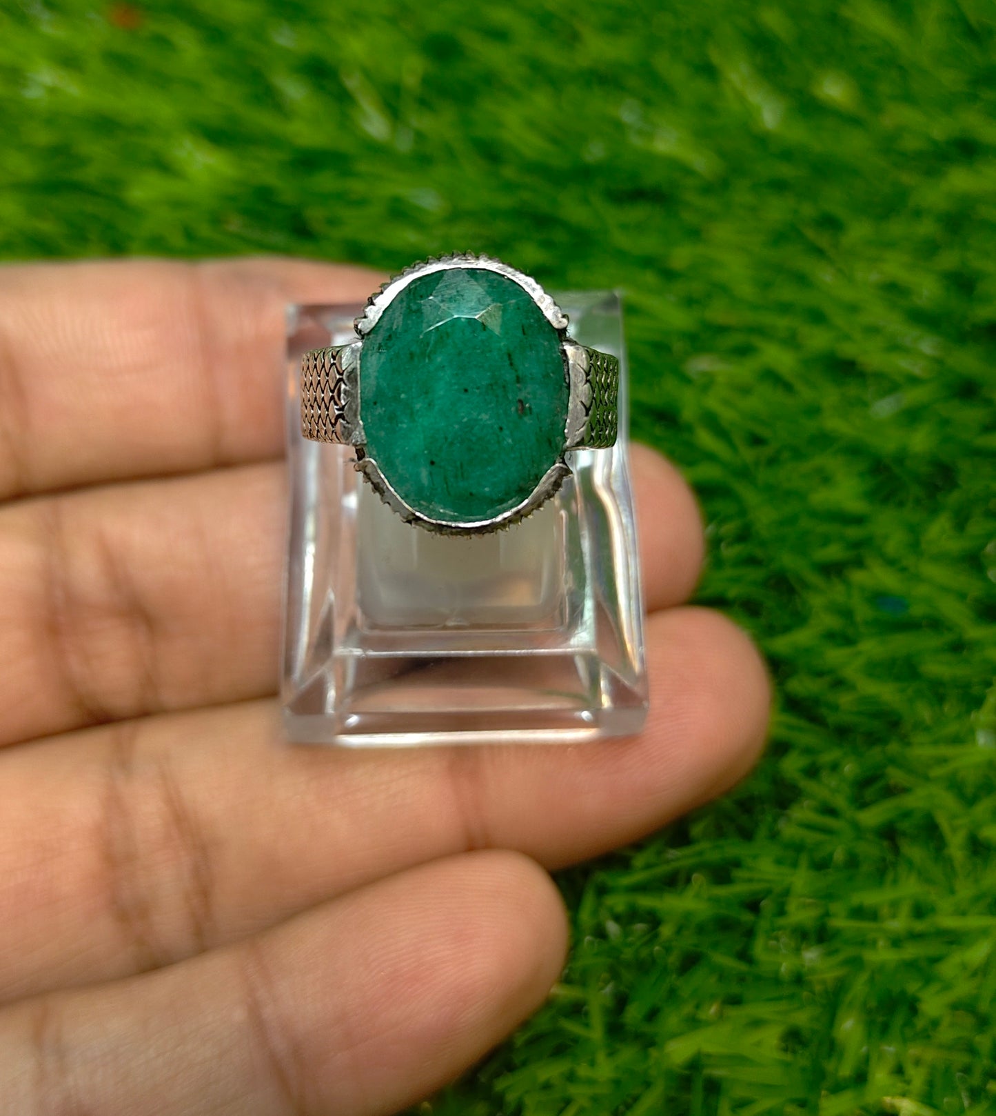 Premium Quality  Zamurd Ring