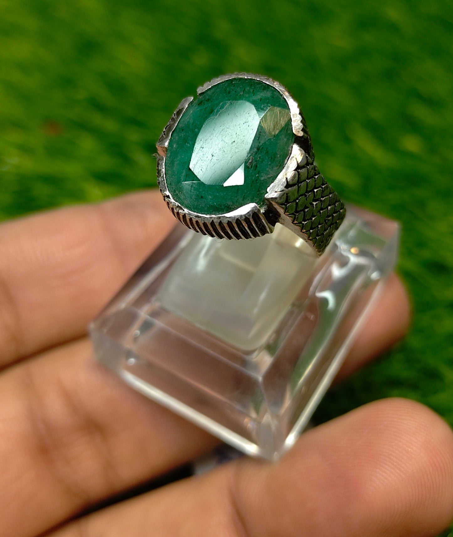 Premium Quality  Zamurd Ring