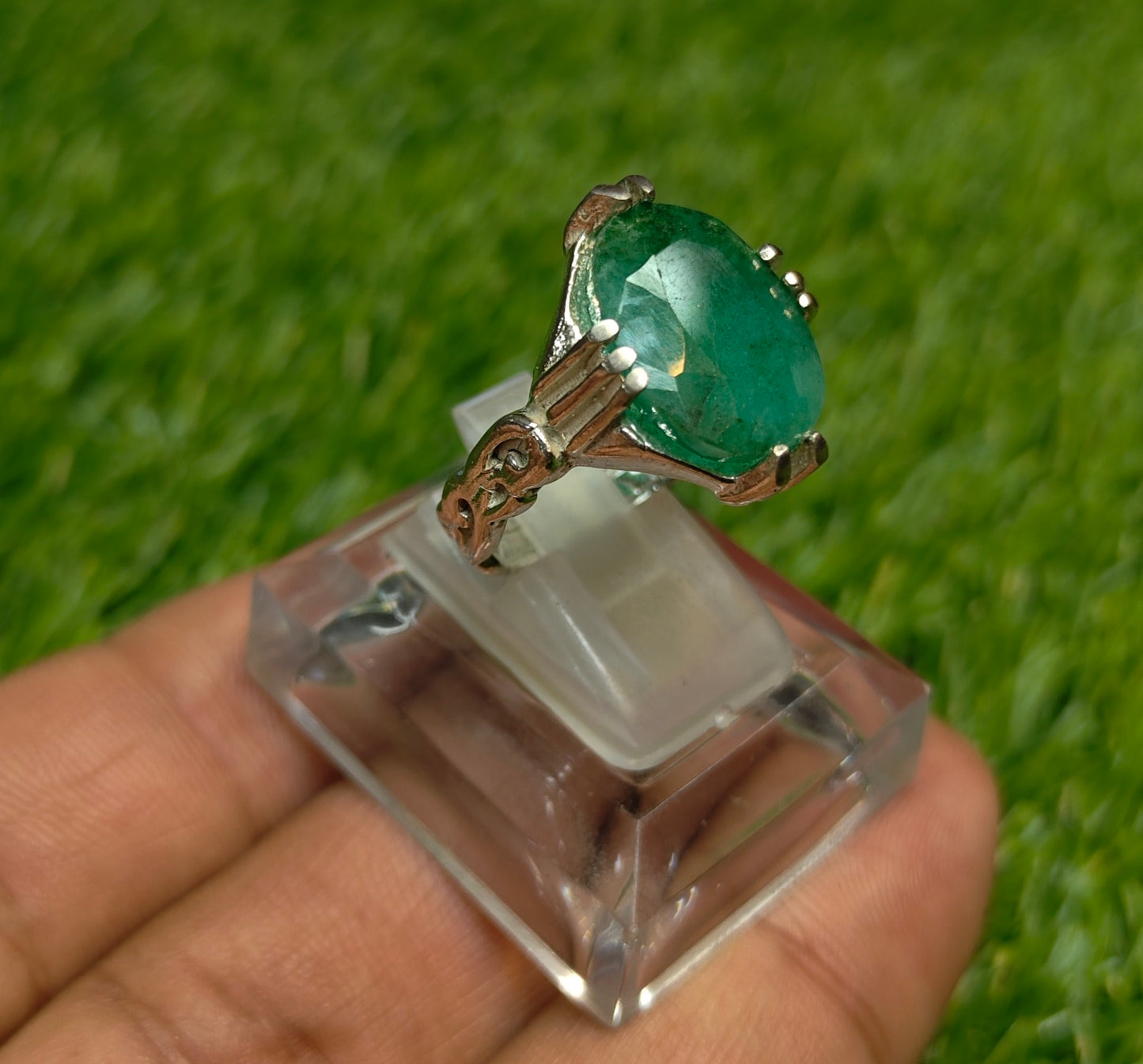 Premium Quality Zamurd Ring