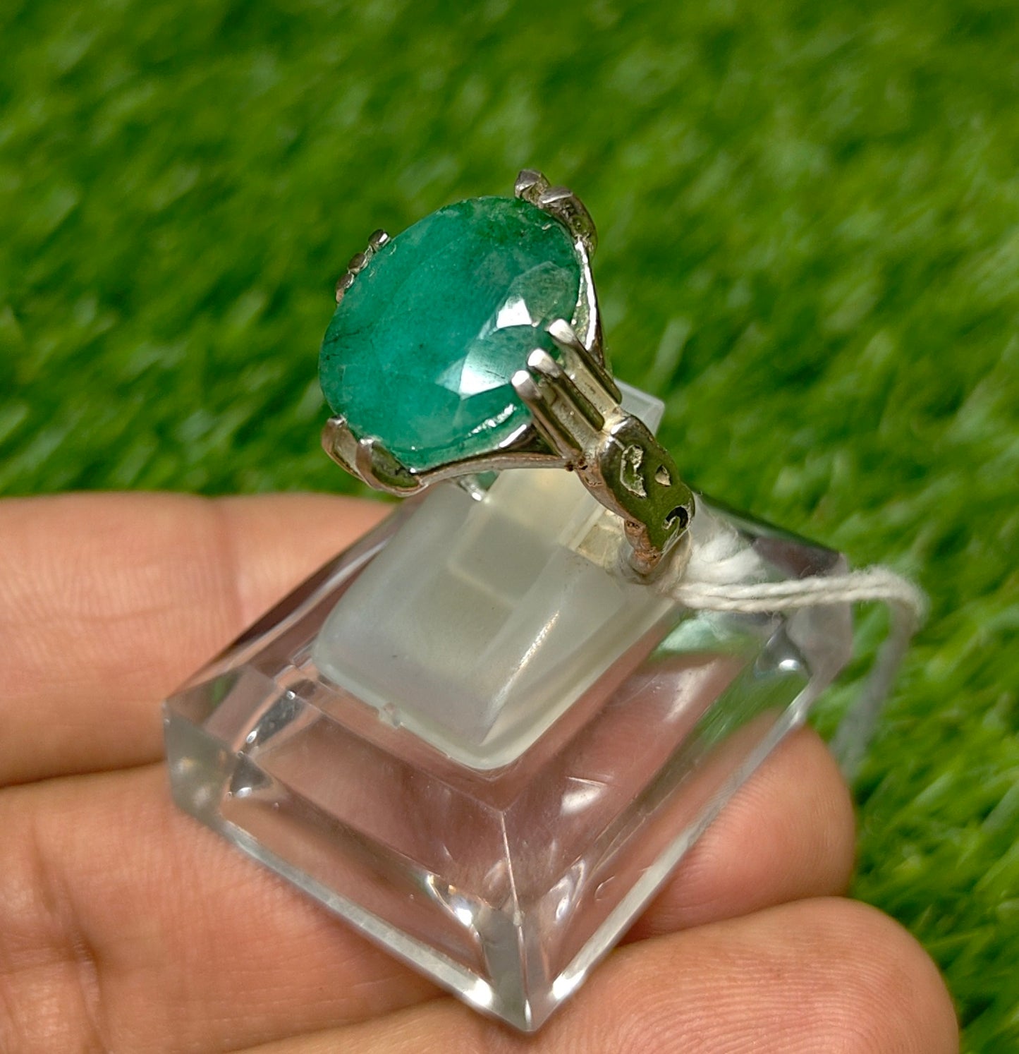 Premium Quality Zamurd Ring