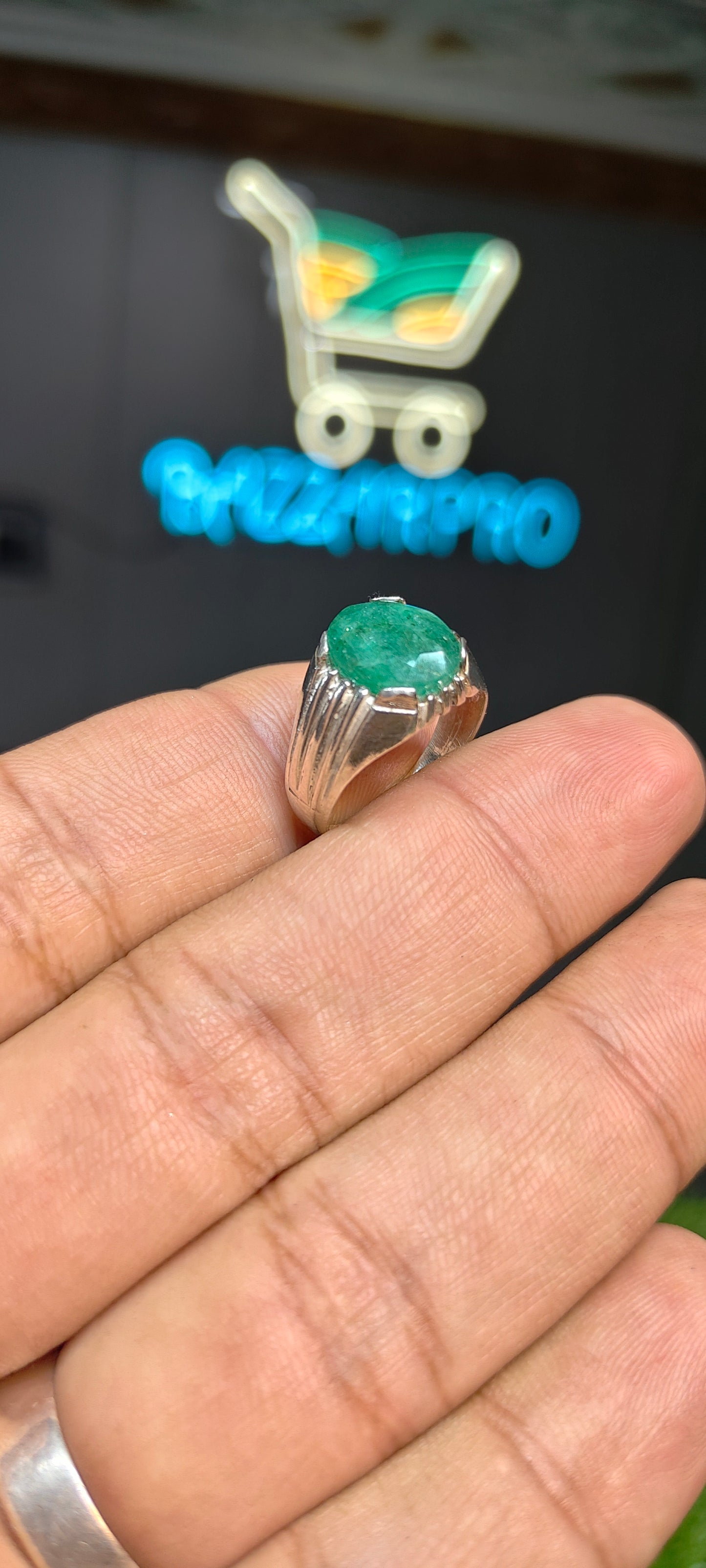 Premium Quality Zambia Zamurd Ring