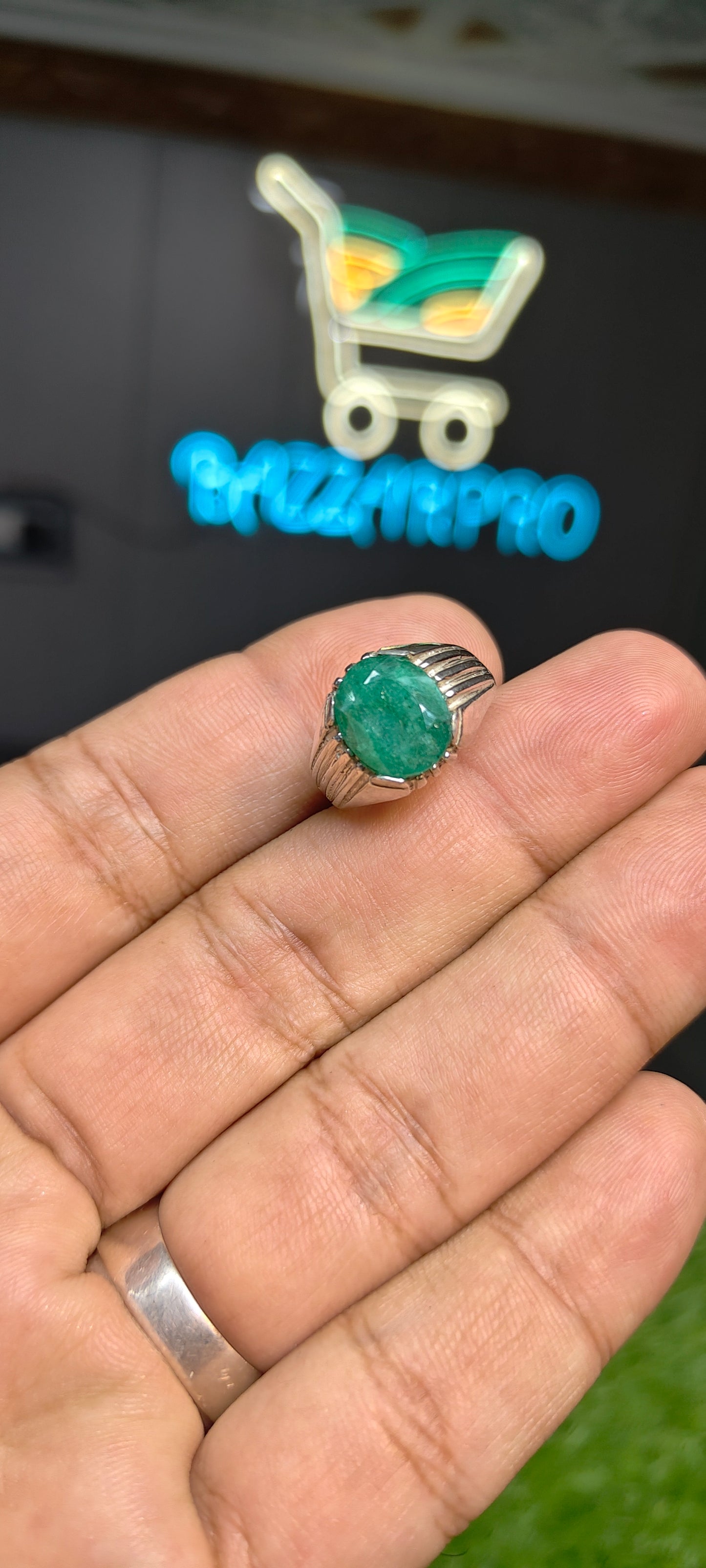 Premium Quality Zambia Zamurd Ring