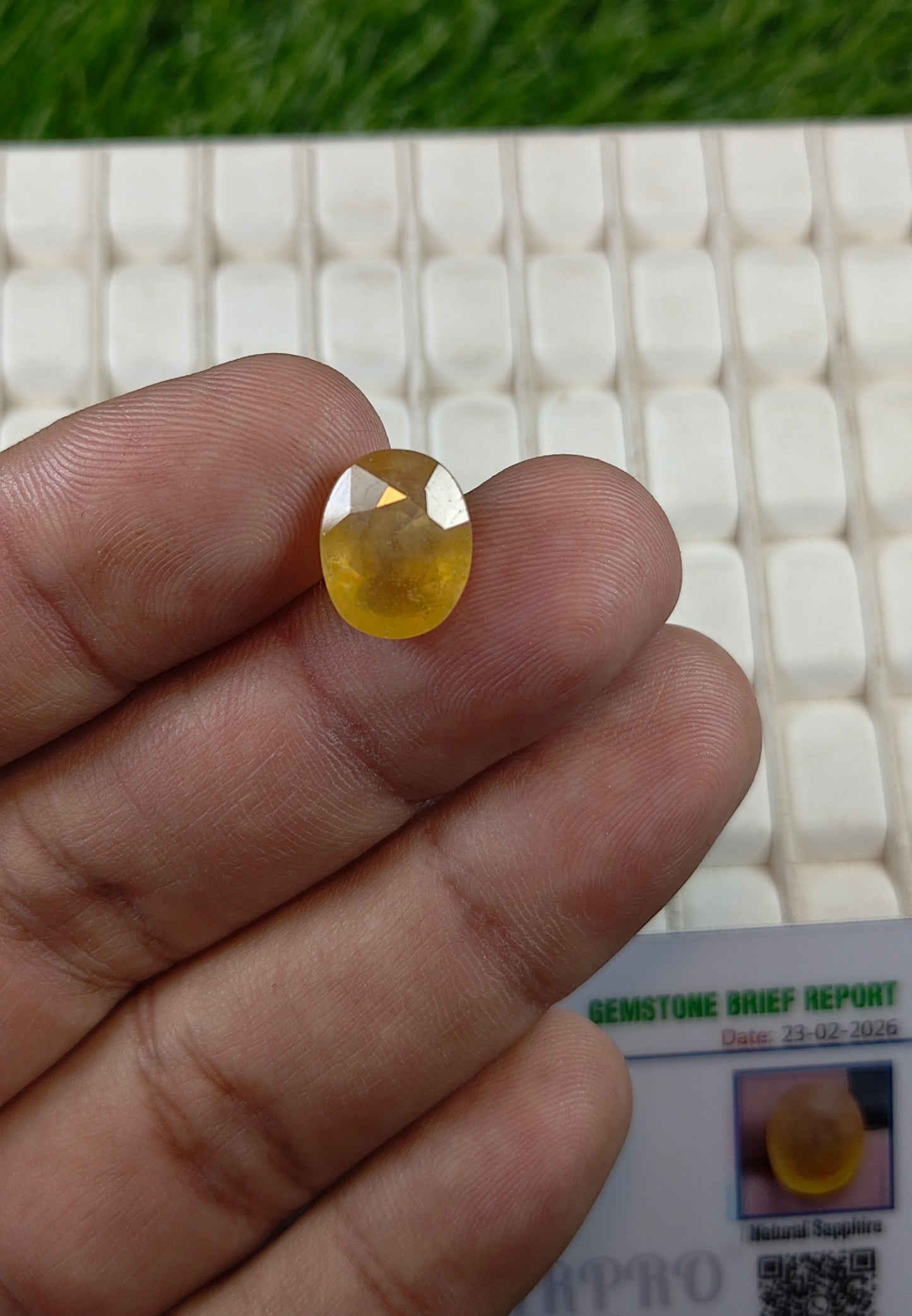 Premium Quality Pukhraj With Lab Certifice