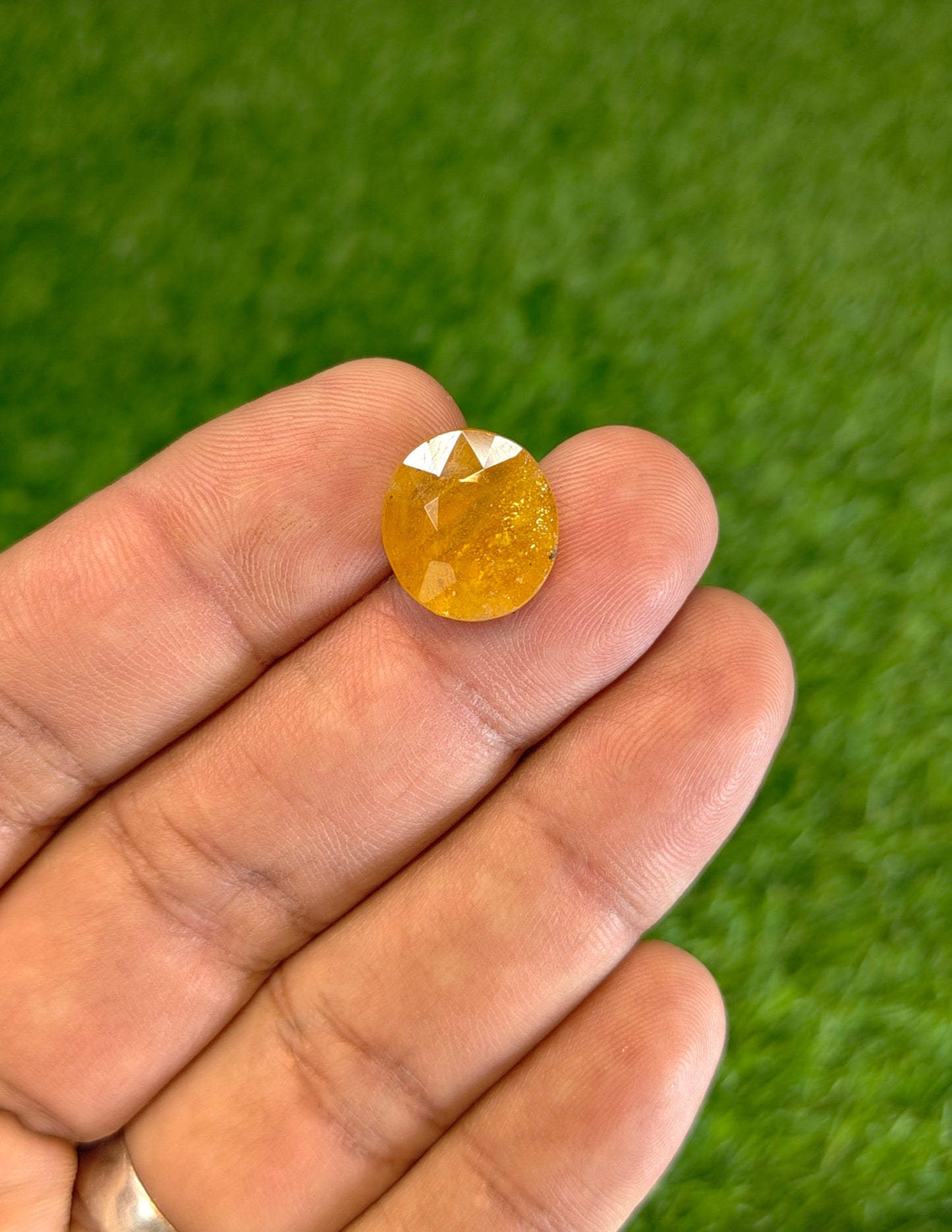 Premium Quality Pukhraj With Lab Certifice