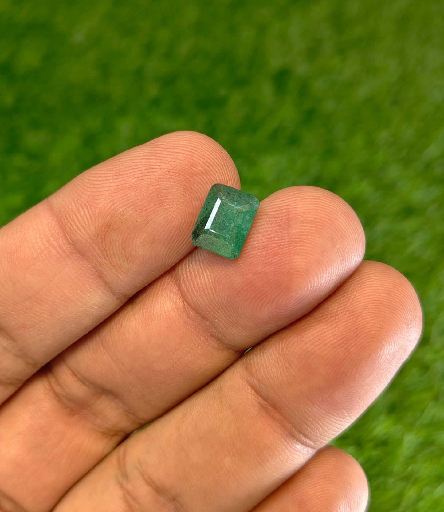 Premium Quality Zambian Zamurd With Lab Certifice