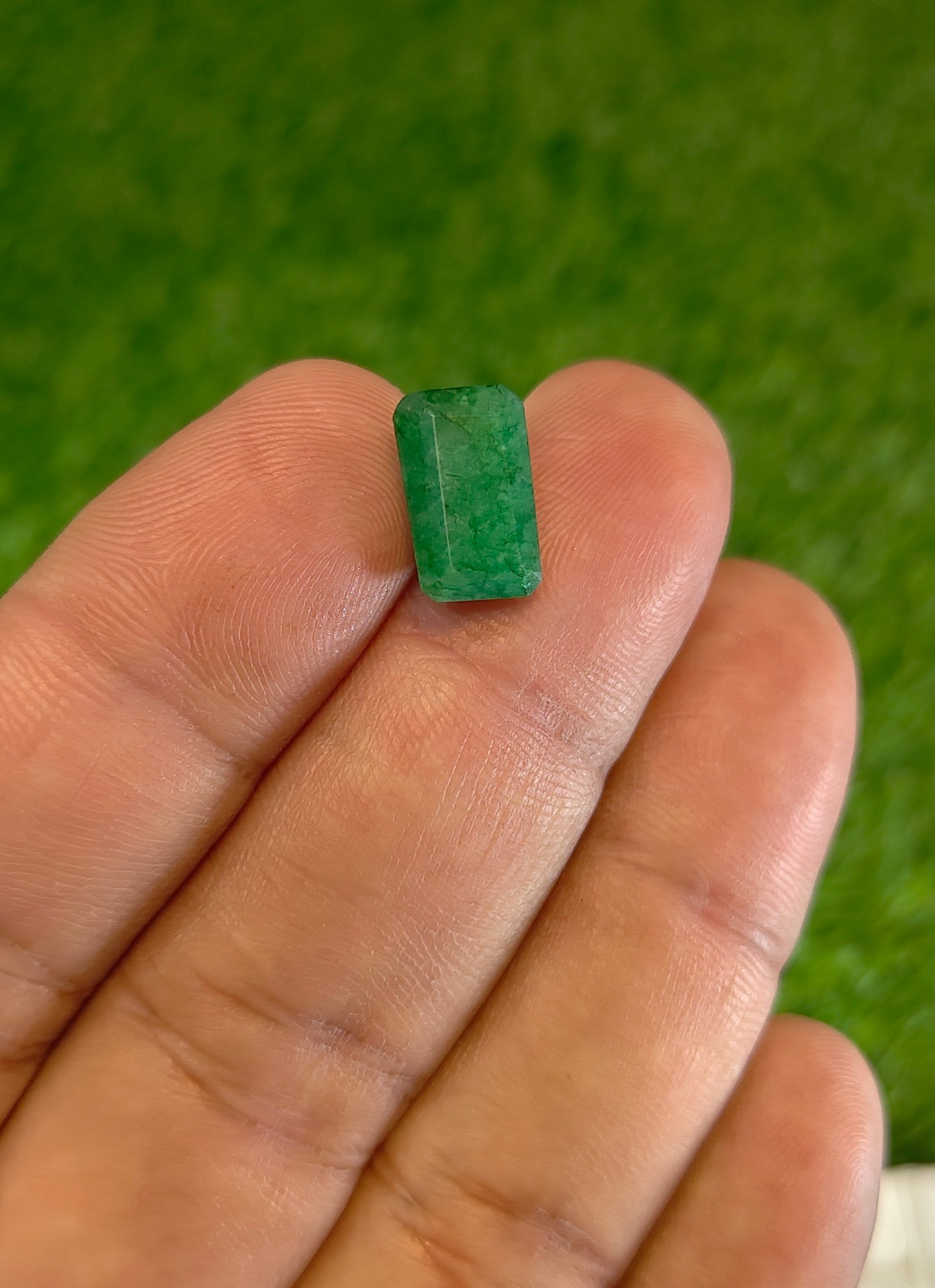 Premium Quality Zambian Zamurd With Lab Certifice