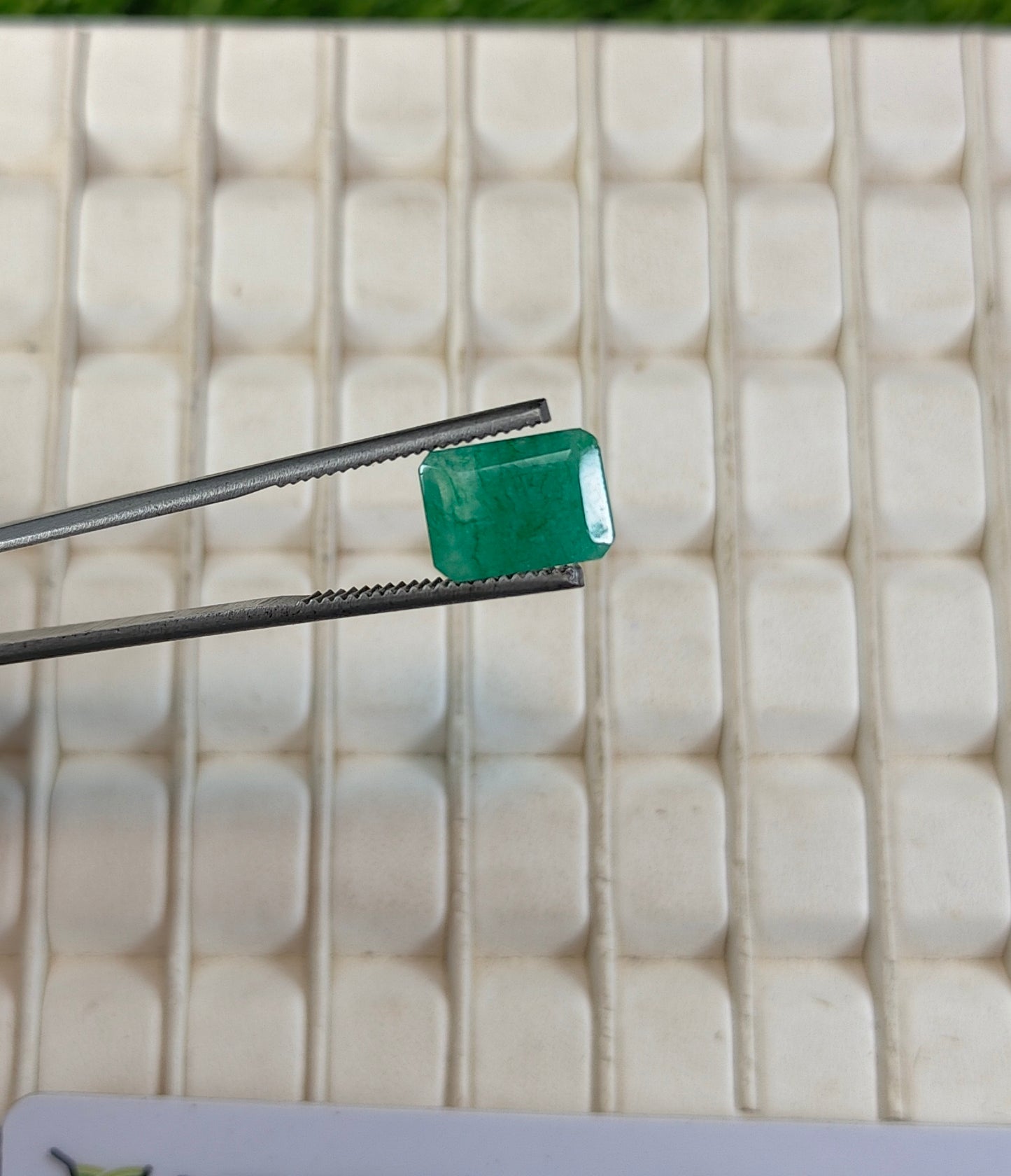 Premium Quality Zambian Zamurd With Lab Certifice